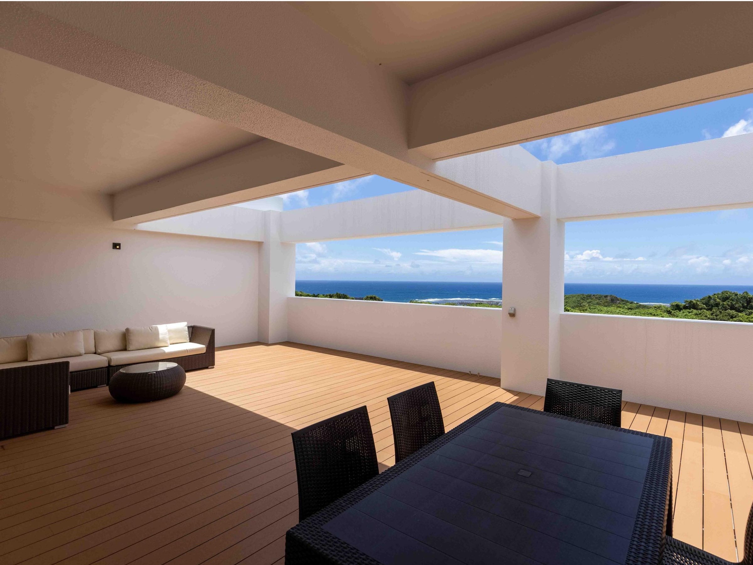 �y��i���]�[�g���B���z�{�Ó��̊C�Ǝ��R�𖞋i����P���݂����B���i�։��j