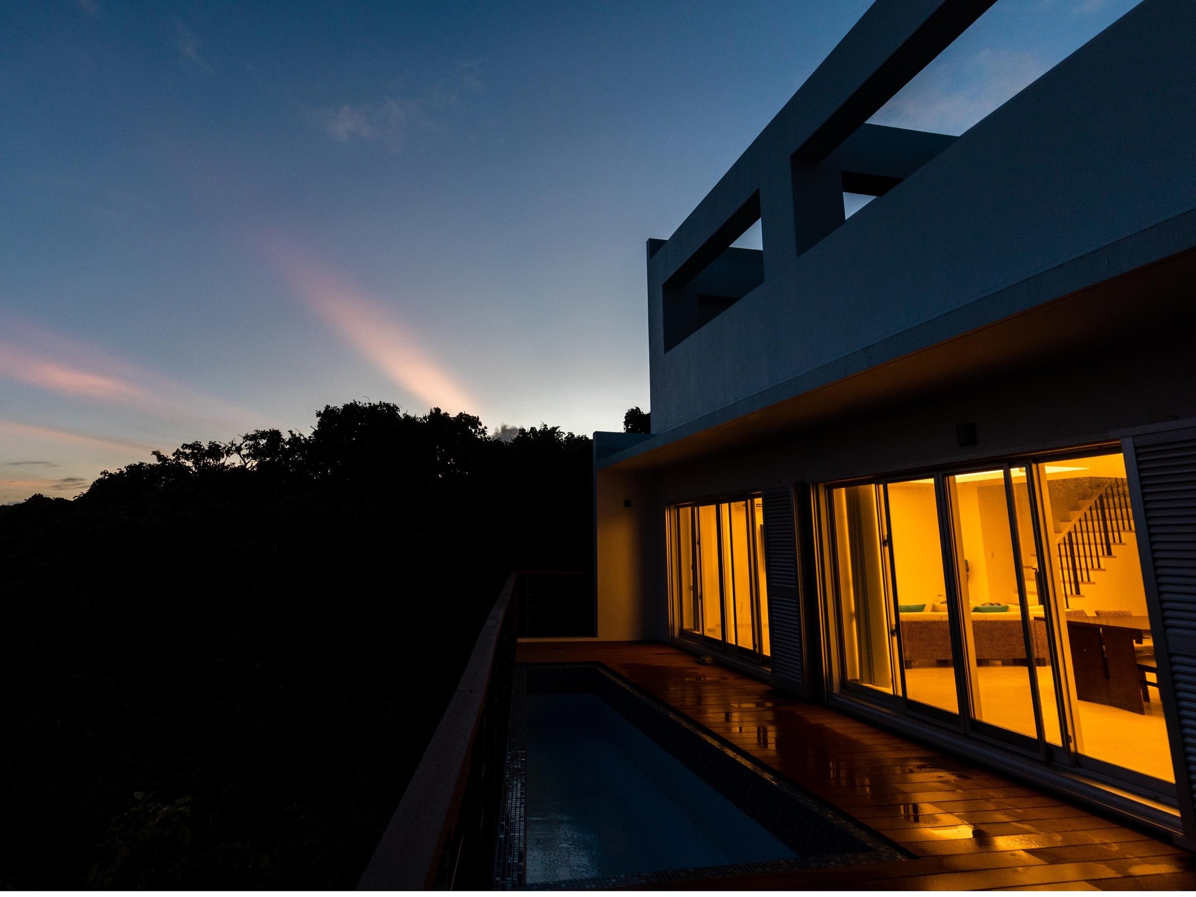 ���R�̒��]���y���ޗ[��ꎞ�̃��B��