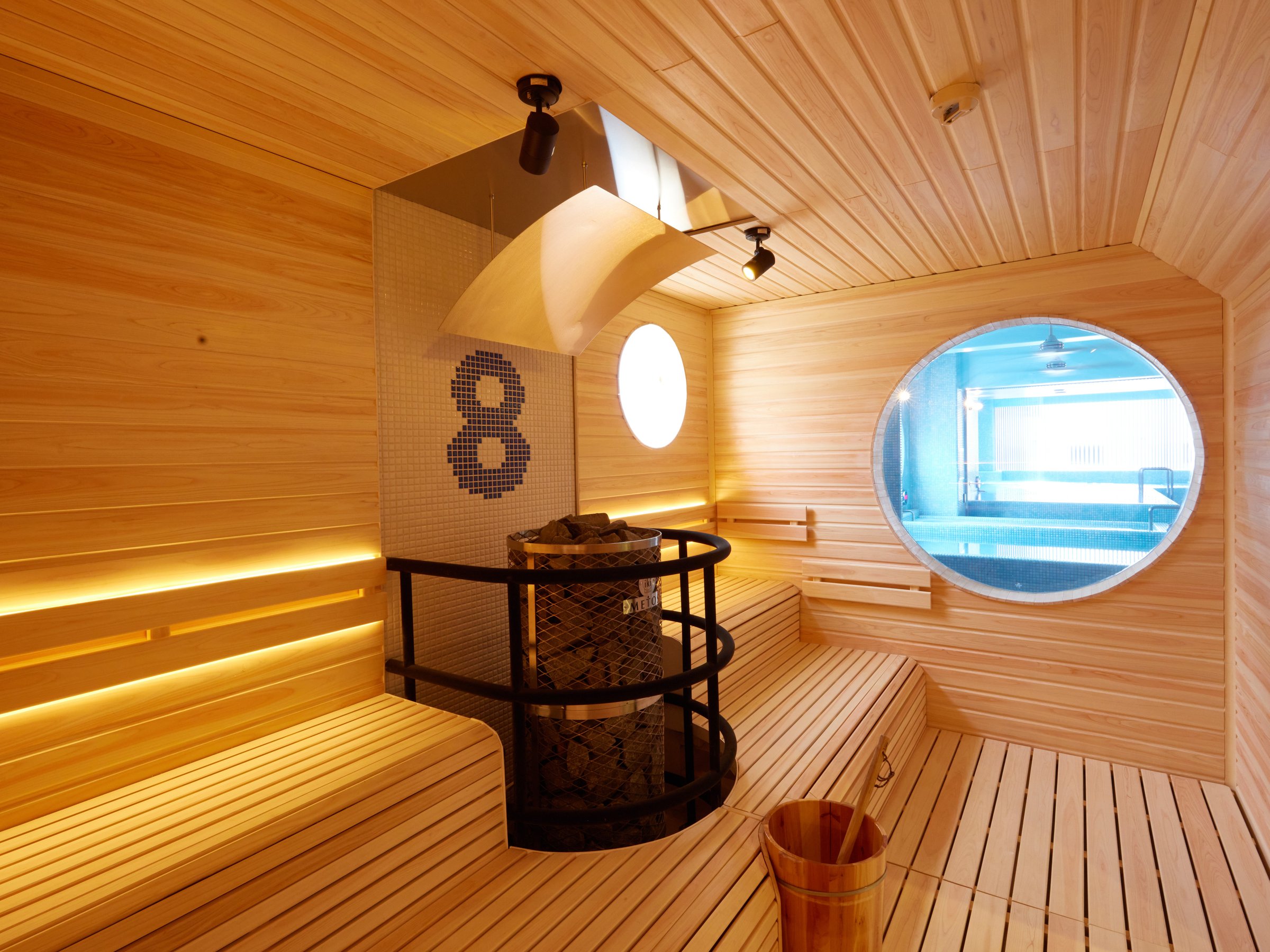 8 WATER CAVE œ{iTEi