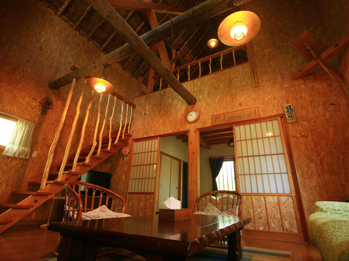 #yÖƕRe[W-]z2KĂ̌ÖƕRe[W̓gȕ͋CŔ튴o