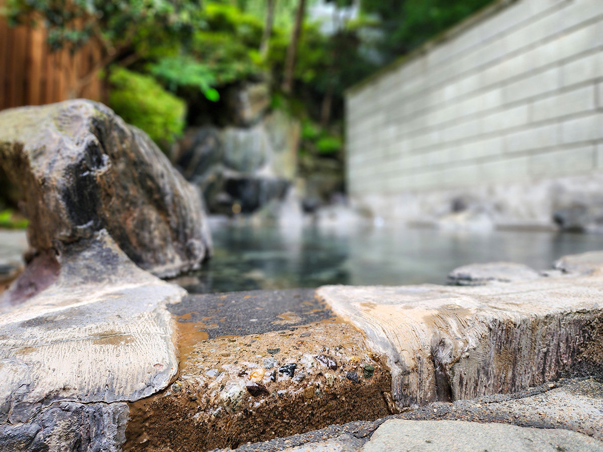 #�I�V���C�@���������i�𒭂߂Ȃ���ɏ�̓���S�s���܂ł����\��������