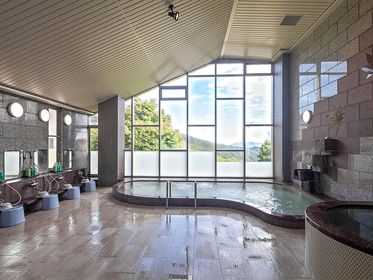 �E�y�嗁��z�����̖ڂ̑O�ɍL����厩�R�@�L������ő����̂΂��Ȃ��炨�y���݂��������@