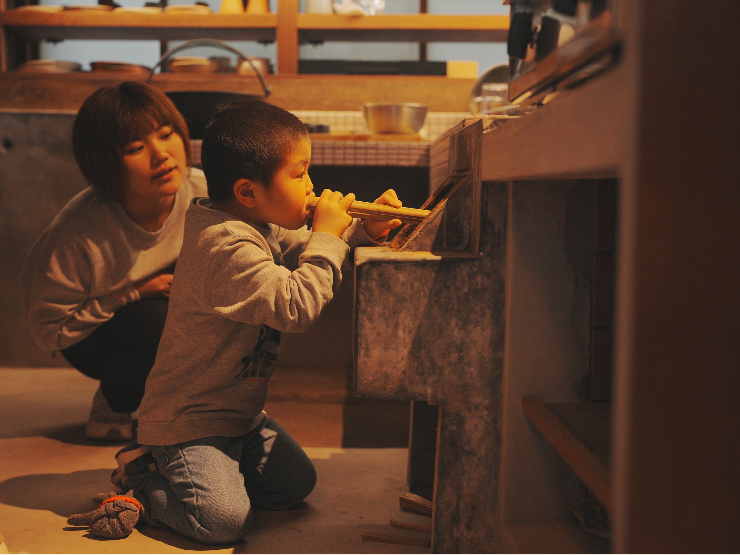 ���}���񂪂���̂ŁA�d���g���Ă��т𐆂����Ƃ��ł��܂��B�@�����ъ������܂�