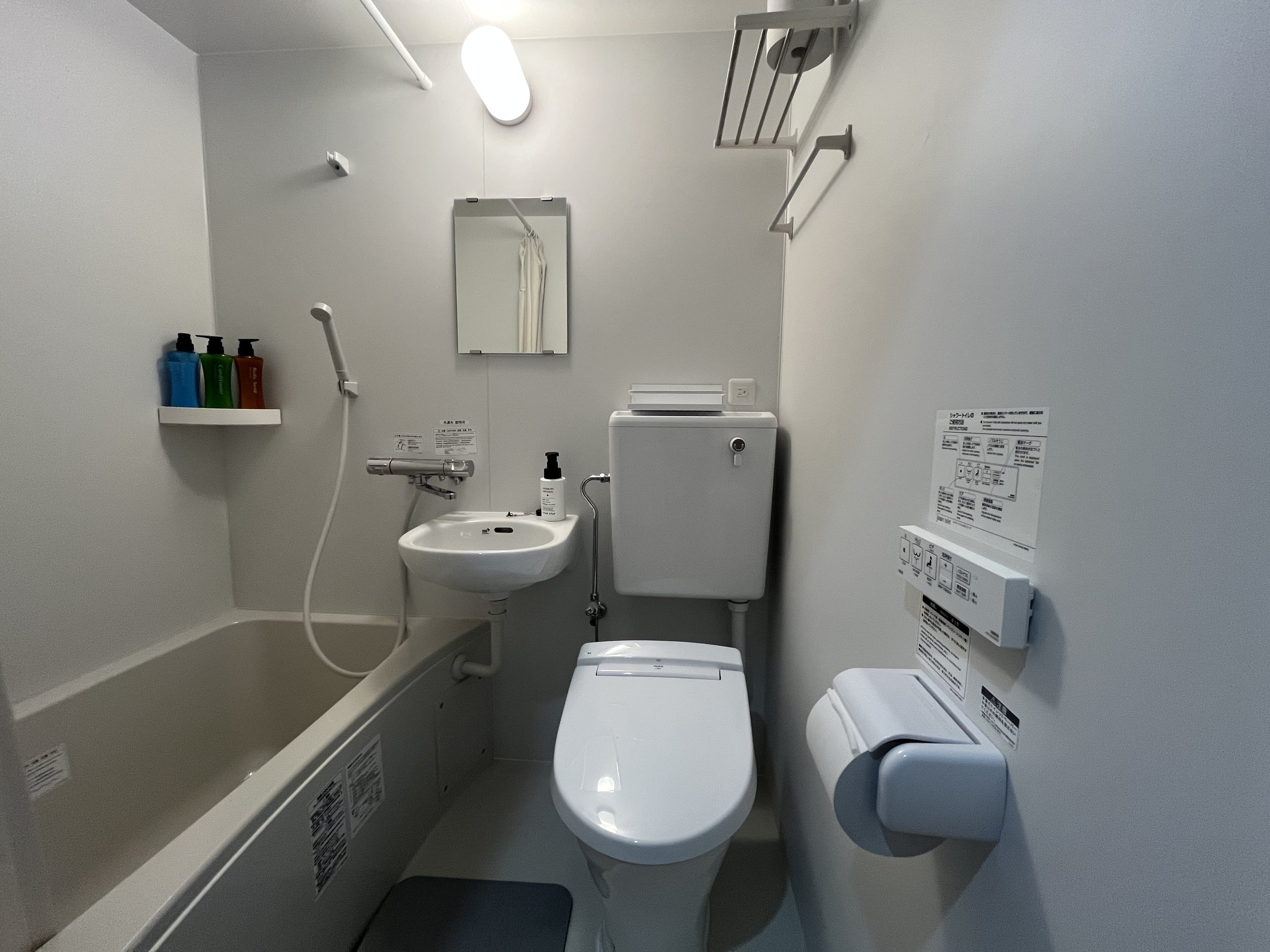 SɃoXEgCpӂĂAvCx[gꂽԂł߂܂B