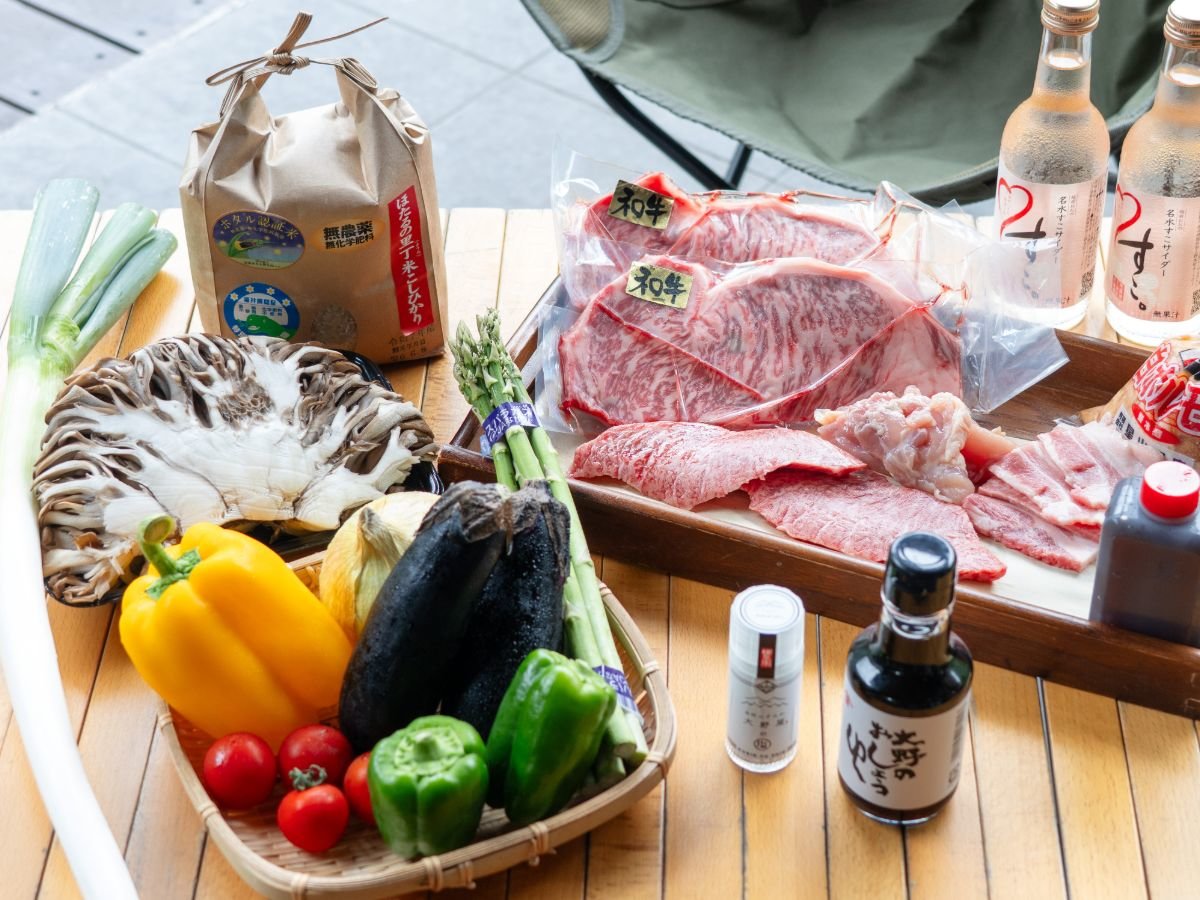 �y�[�H�t���v�����z����̃u�����h����A����؂�K���̃z�������Ȃǂ��l�ߍ���BBQ�Z�b�g�B