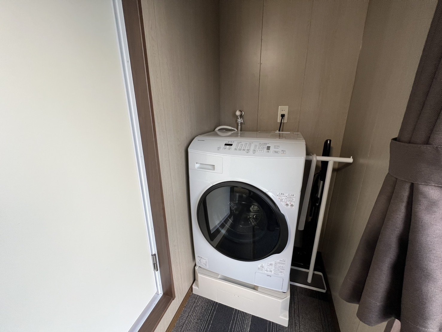 ����@(�����@�t)