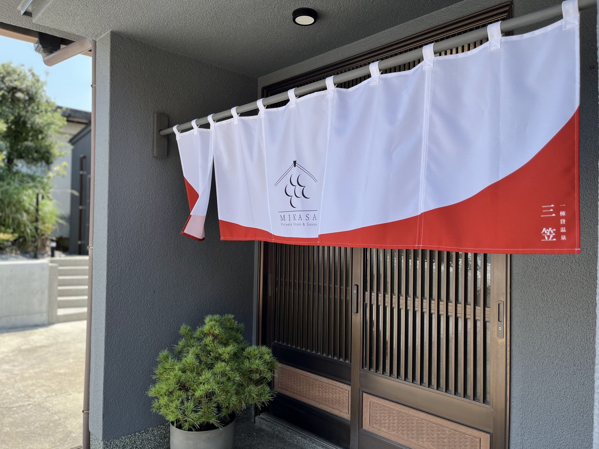 RÖƂC̓@꓏ۂƑ݂؂łg܂B