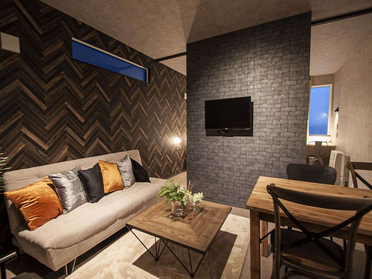 Room1 