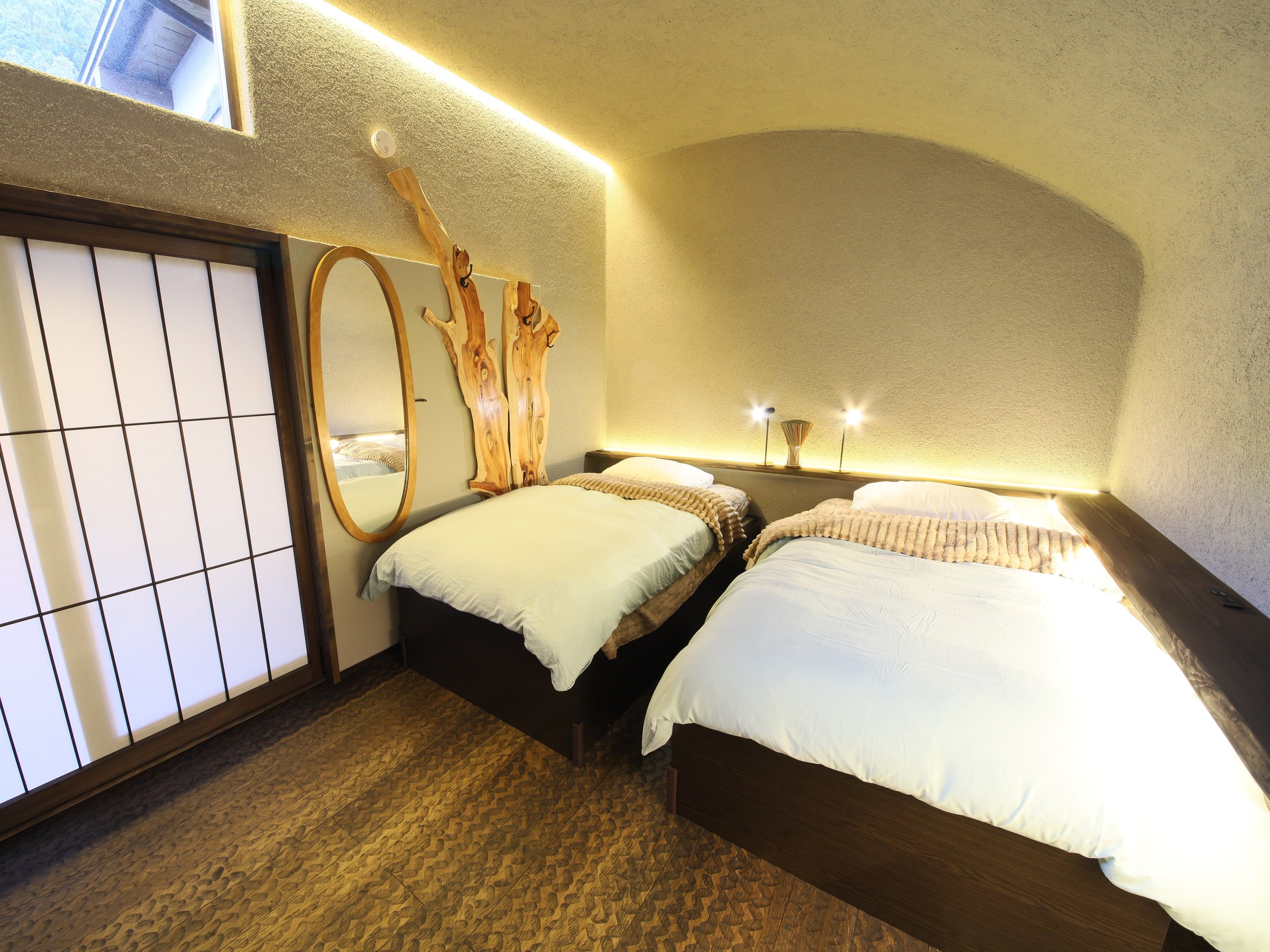 �y�P�K�Q���z�V���O���x�b�h���Q����܂��B