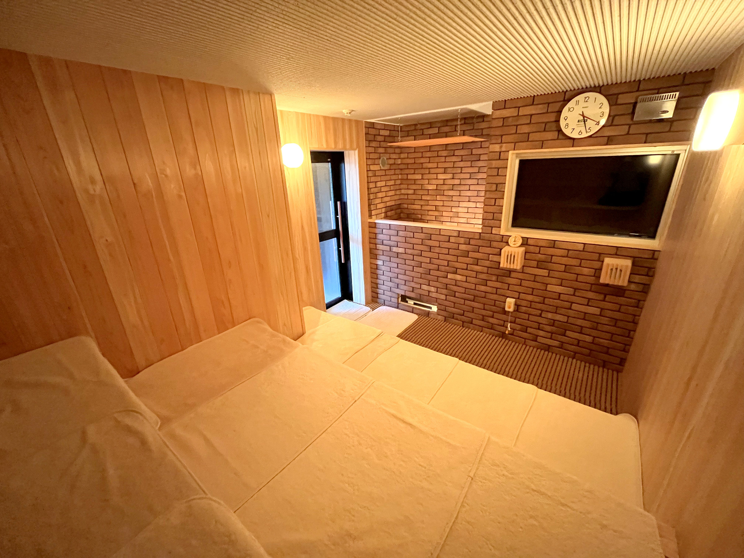 �^���[�T�E�i