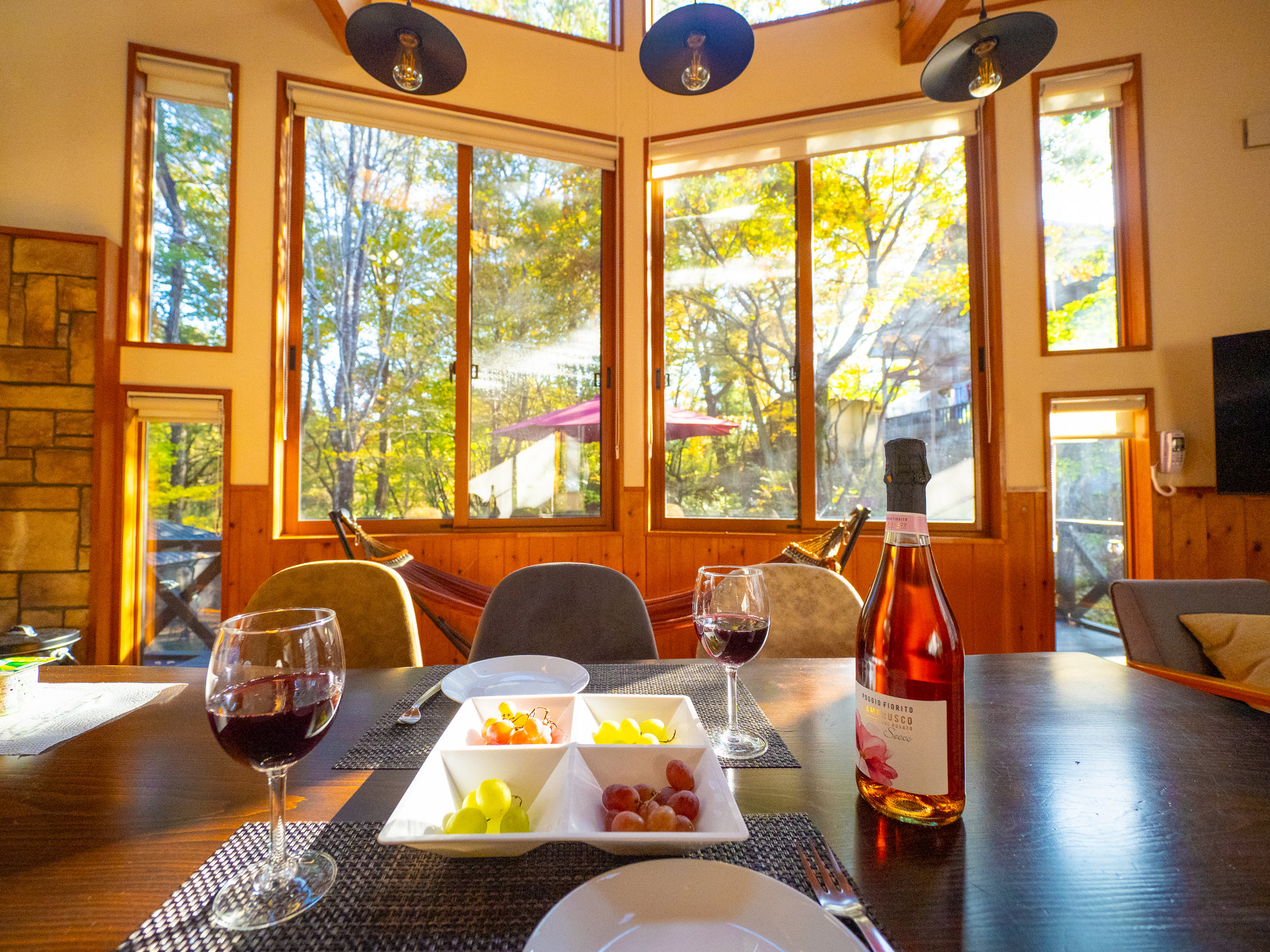 �y���r���O�z���������ރ��r���O���[��