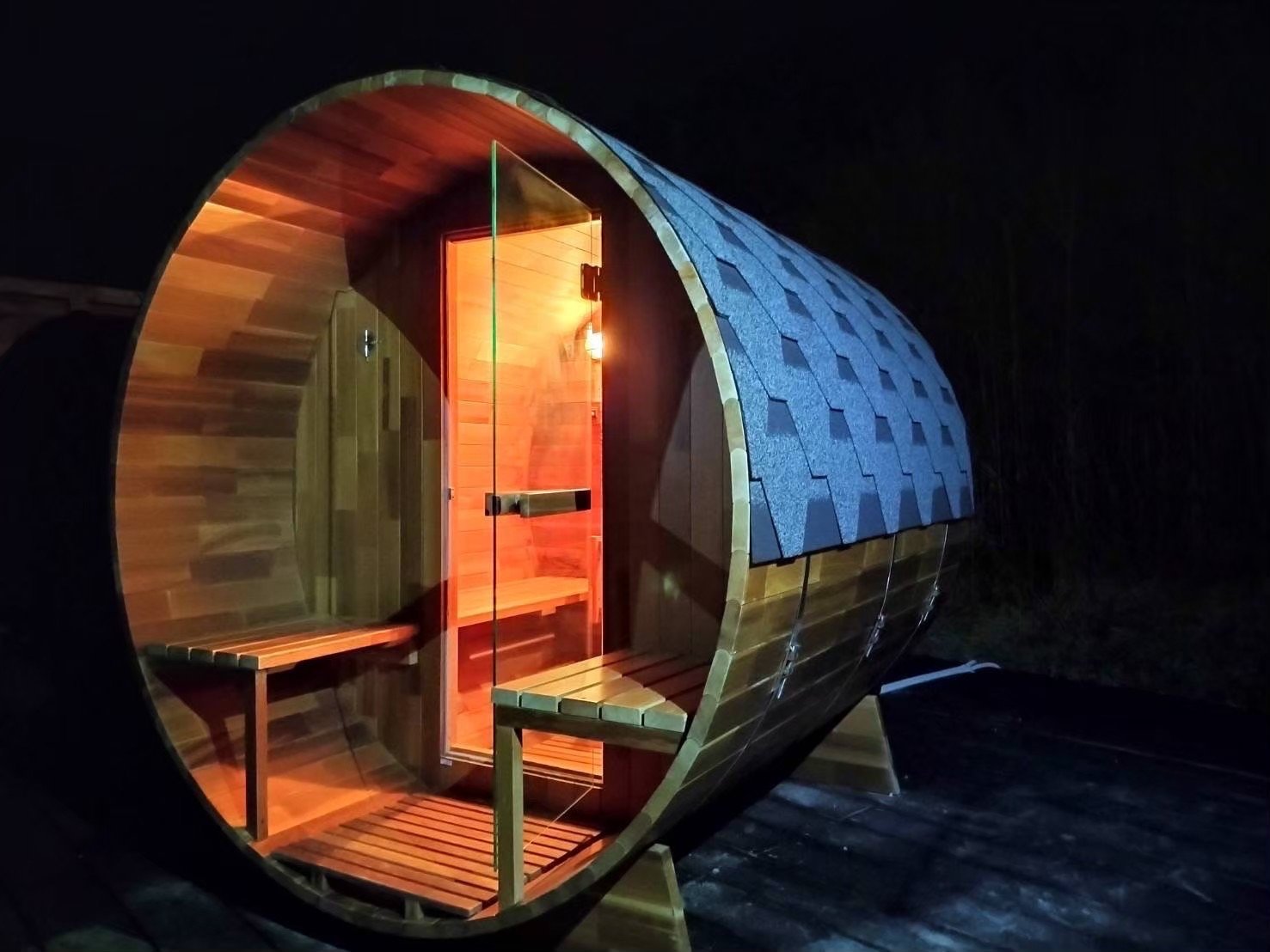 �y�T�E�i�z�v���C�x�[�g�T�E�i�Ő���