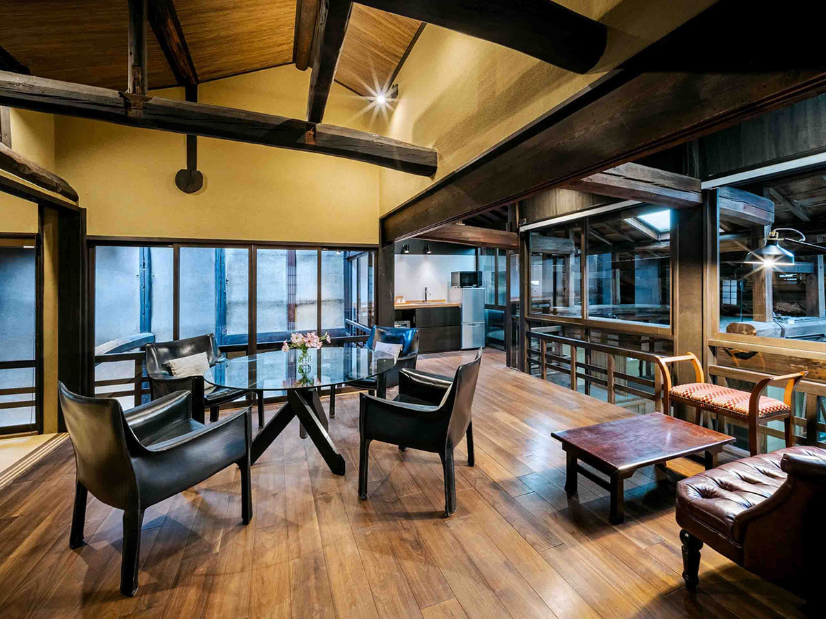 2K̃rO_CjȎ͐wD̎DH[nƂł܂B