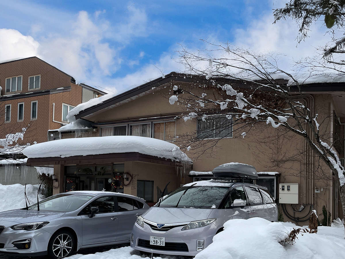 yOρzQfk8An̒SnɂVܗقłB