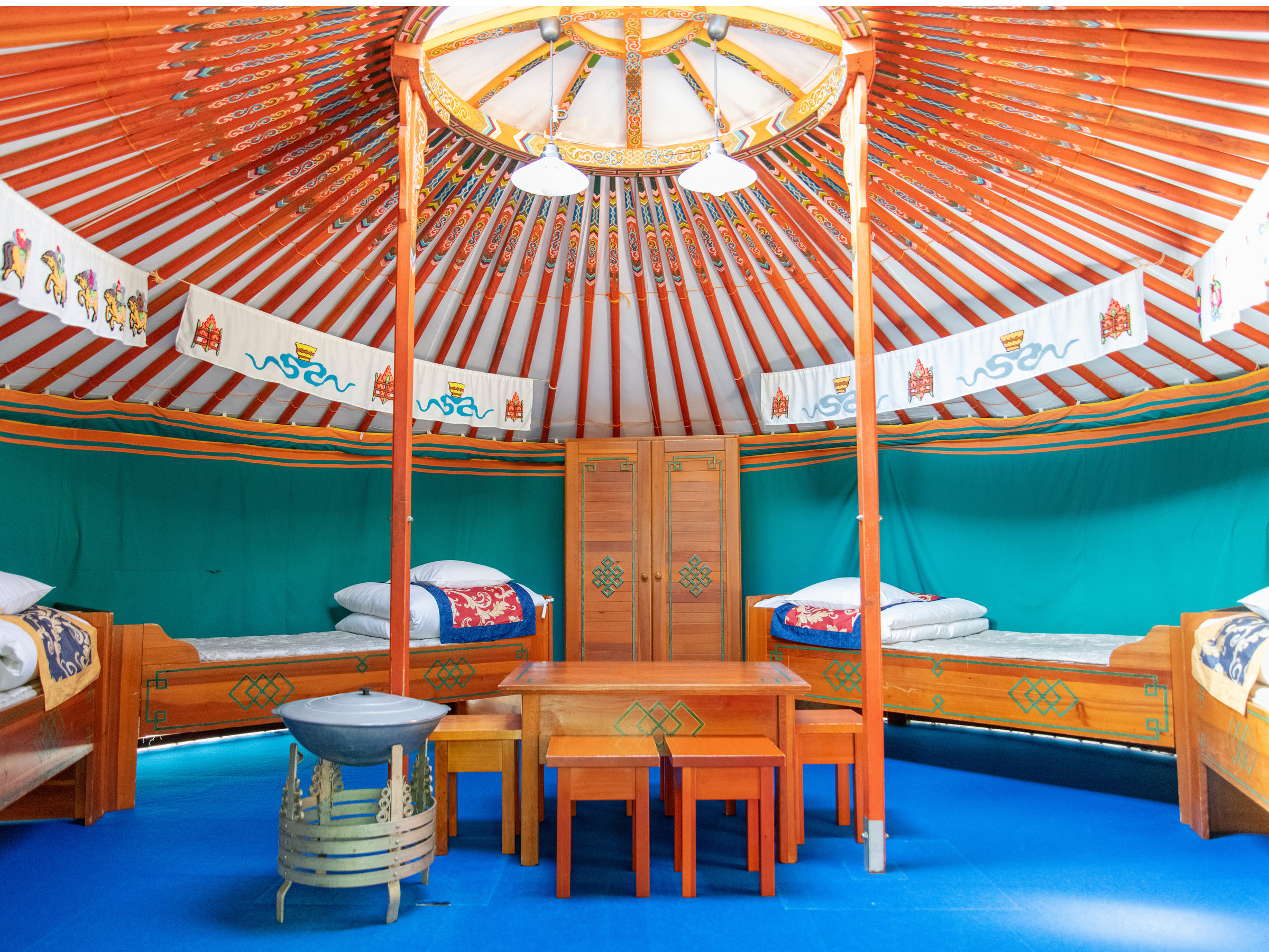 ���킢���Q������i�`�������J���[�̉Ƌ���f�G��