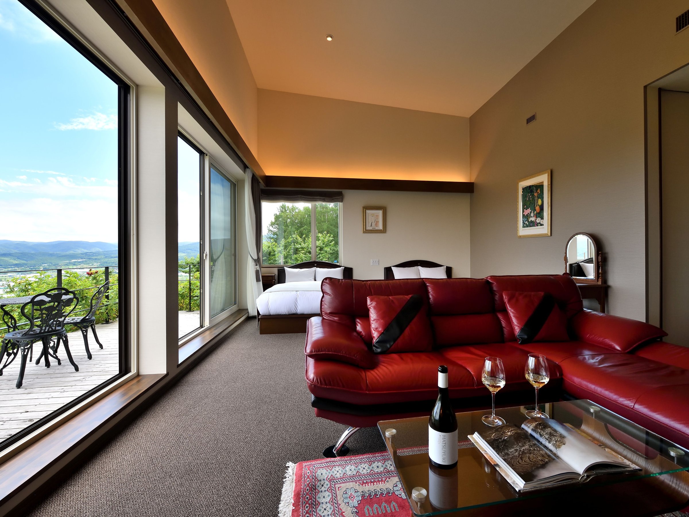 ���B�����[�h ���O�W���A���[���[��