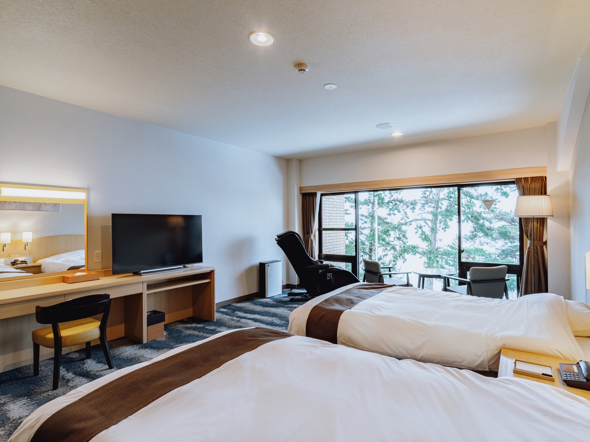 �y�{�ٗm�����z���i�΂�]�ޒ��]�Ƀ}�b�T�[�W�`�F�A�����̐l�C�̂������ł��B