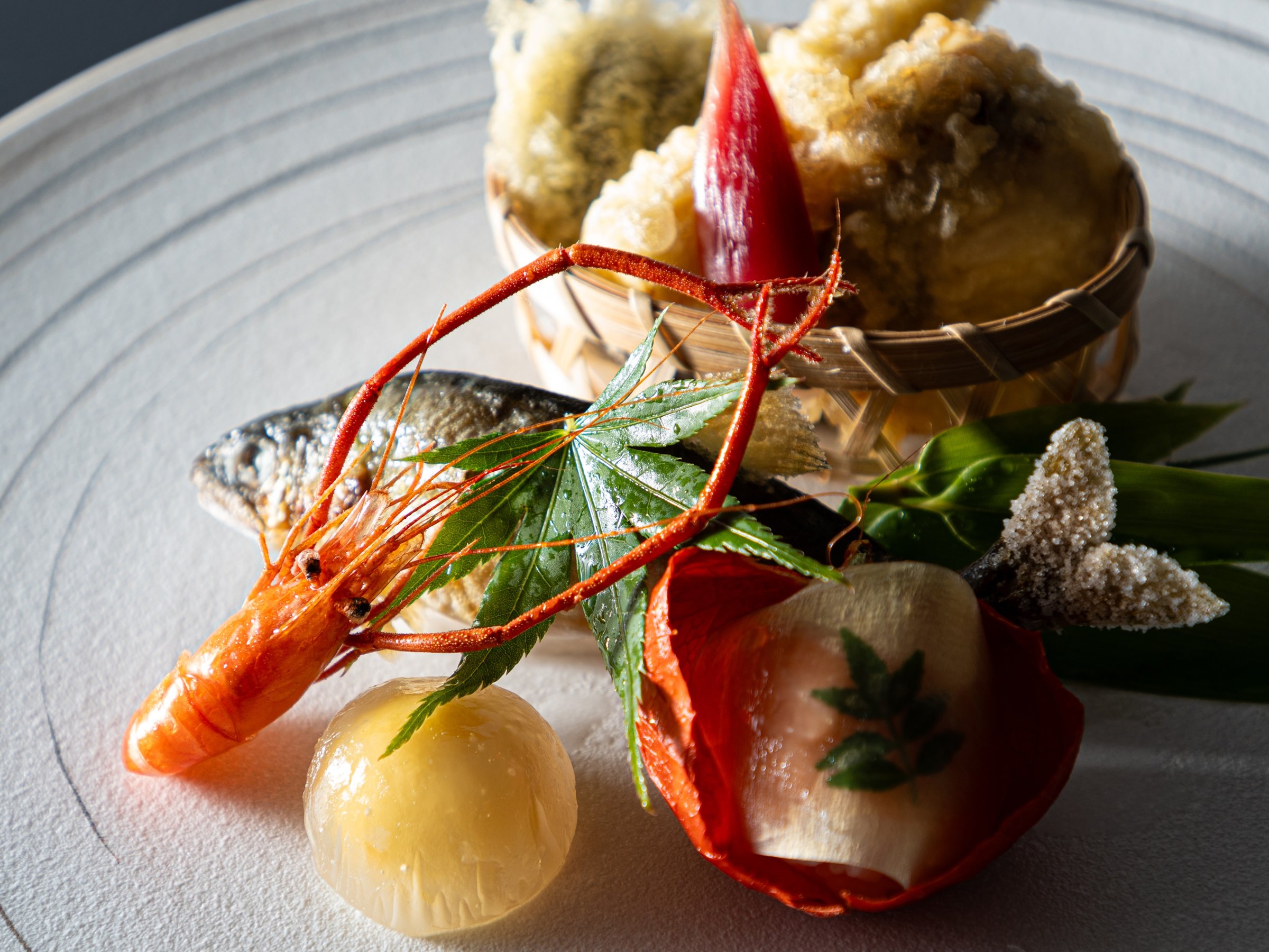 �y�[�H�b�G�߂̉�Ȉ��z�{�̐H�ނ�����������O�؁B�������G�߂̔��������\���Ă��������B