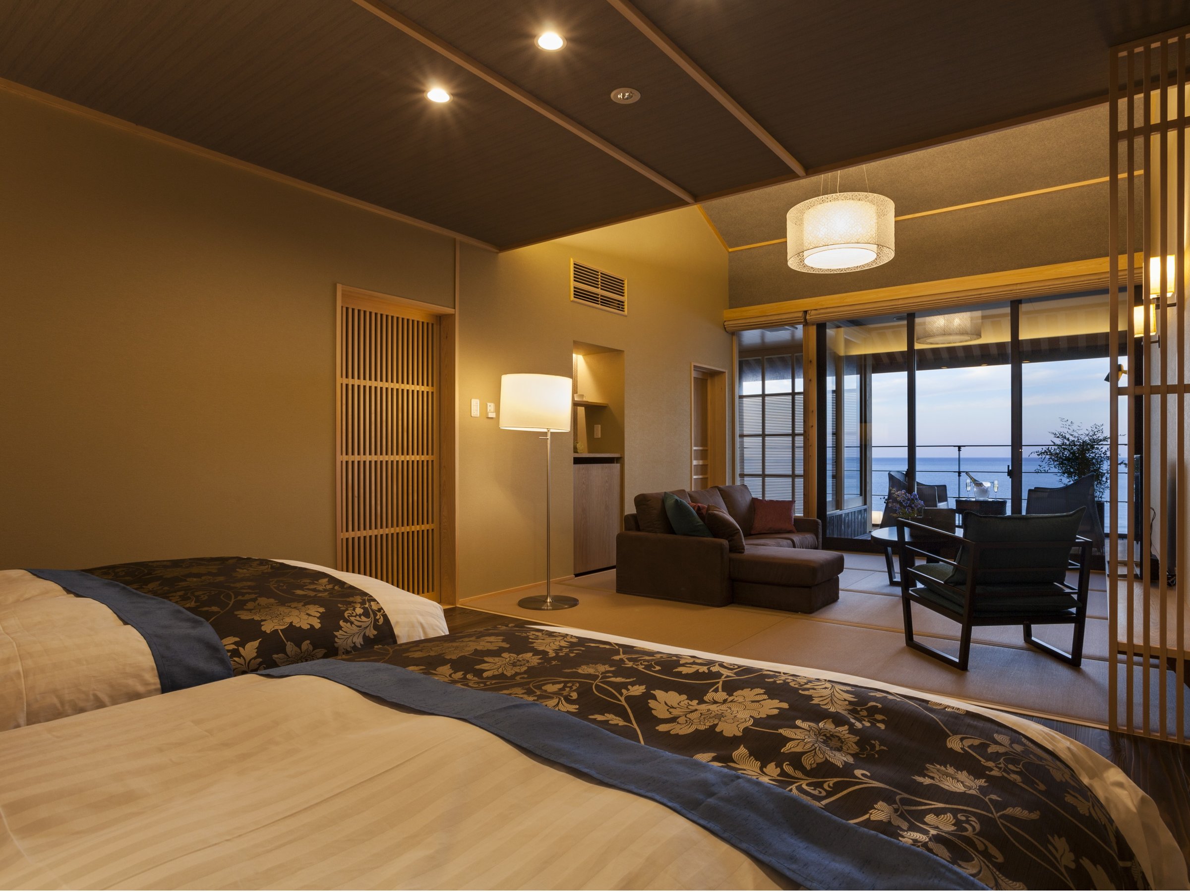 �y�q���z�I�[�V�����r���[�̘a���_���X�C�[�g�̋q���Łu�������Ȃ��Ƃ����ґ�v�𖞋i���ĉ������B