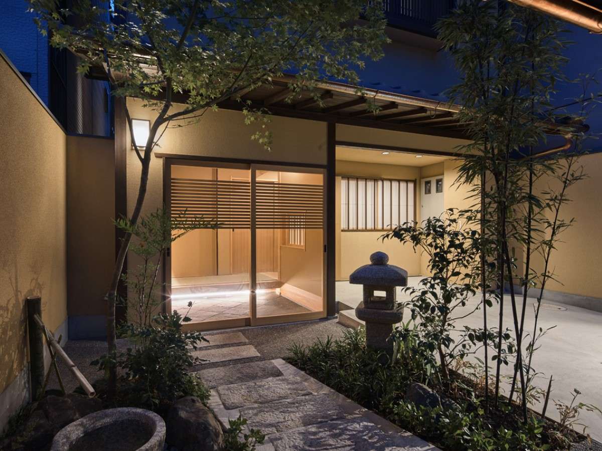 �G���g�����X