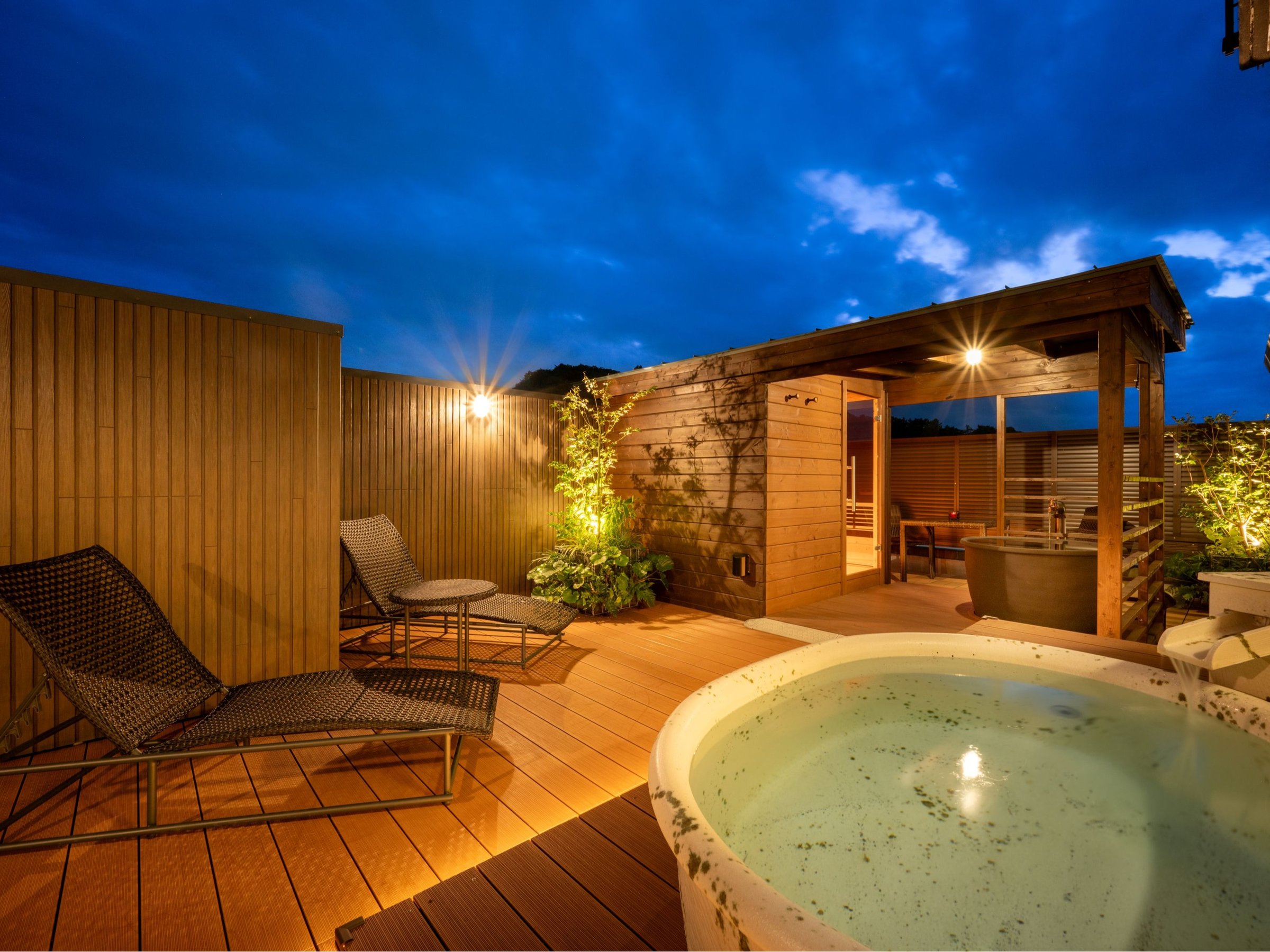 yIVCtz{فeX{TEiECtam