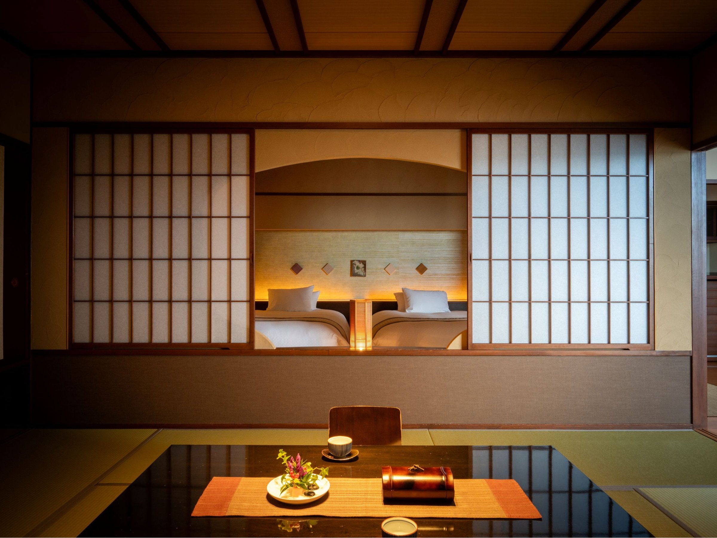 yIVCtzĜ͂ȁW]IVCta_XC[g