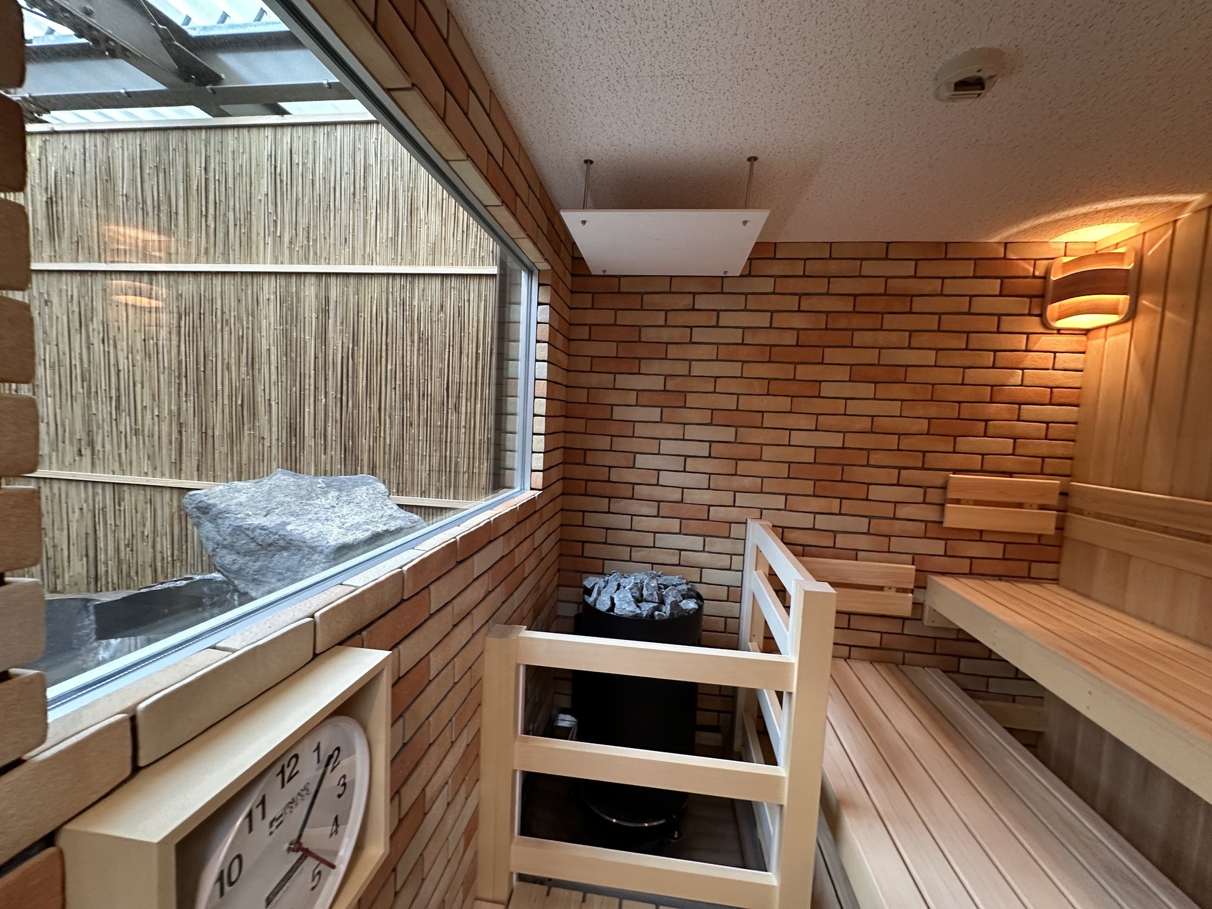 �����̓��@�t�B�������h���T�E�i