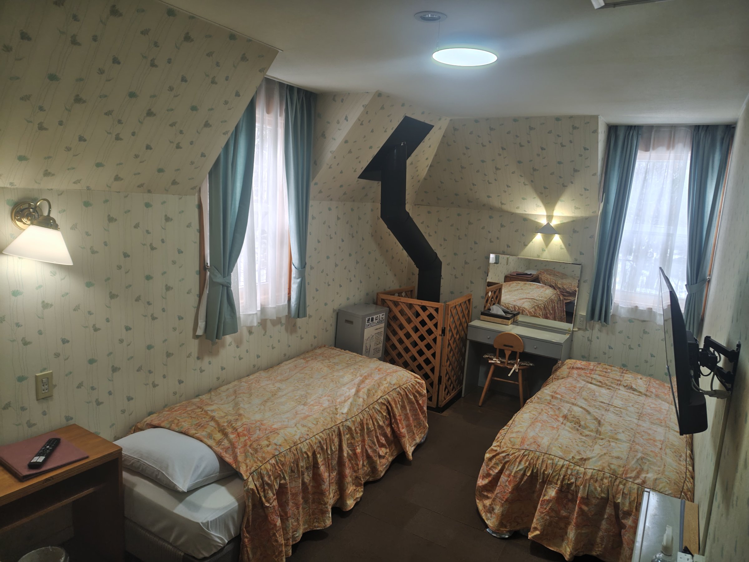 205�����y�b�g�̃X�^���_�[�h�g���v���i2�`3���ł����p�\�j