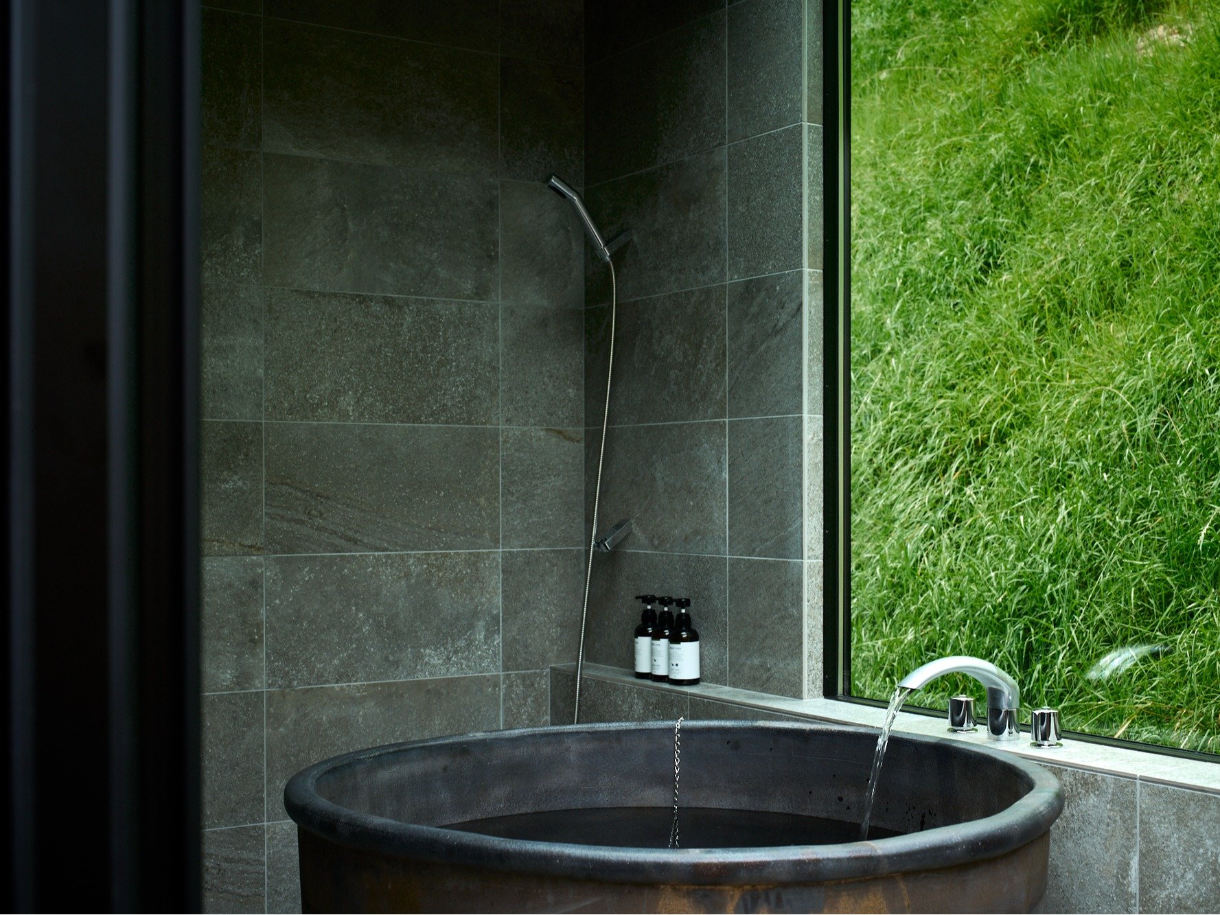 gbvCg琯𒭂ߎ̃oX^C