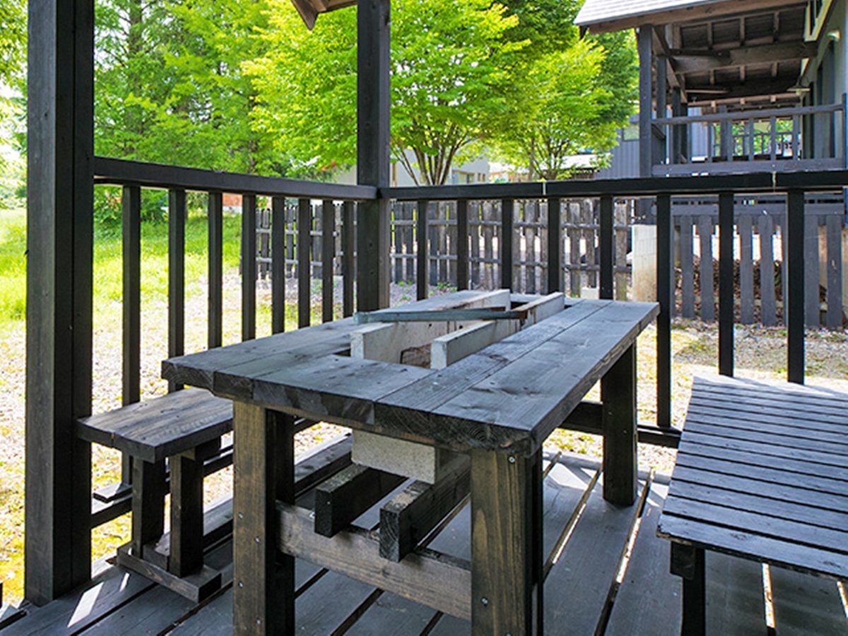 �y�W���ݔ��zBBQ�O�����t�e�[�u��