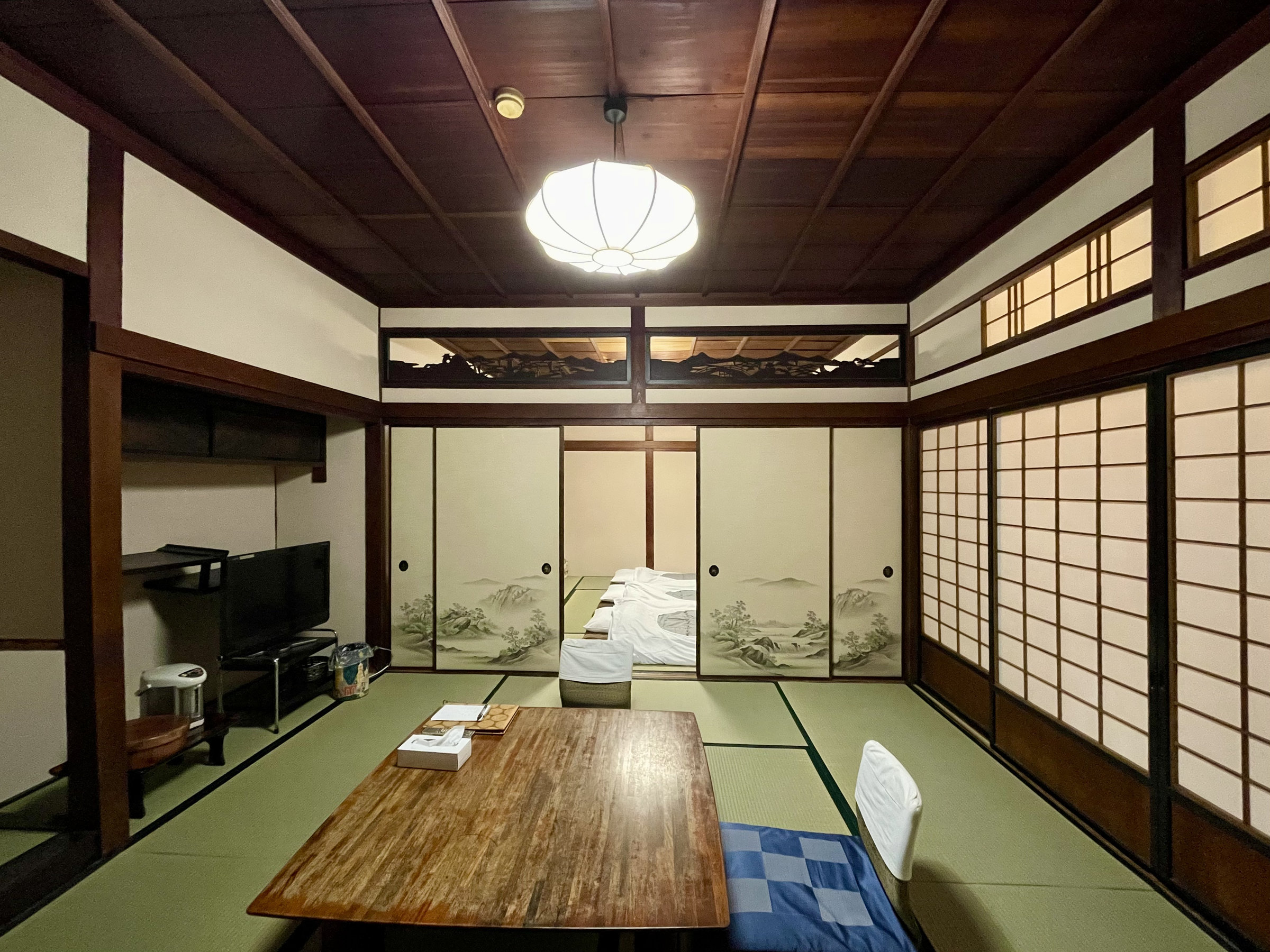 ����y���̊ԁz16�􁚂��Ƒ��A��ɍD�]�I���g�C���E���ʑ�t�ł��B