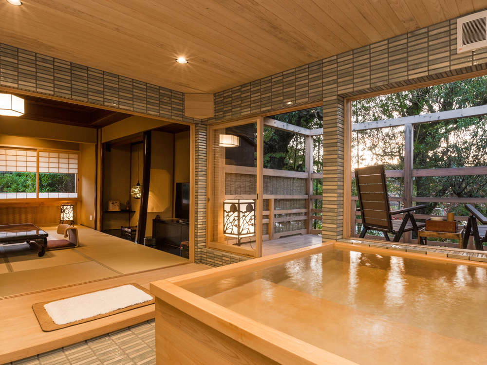 ���s�̗��قƂ���1915�N�n�Ɠ������݂�{��10��+�m��10��/��K�둤�i�p�e�I�t�I�V���C�E�����j�y�ߋT�z