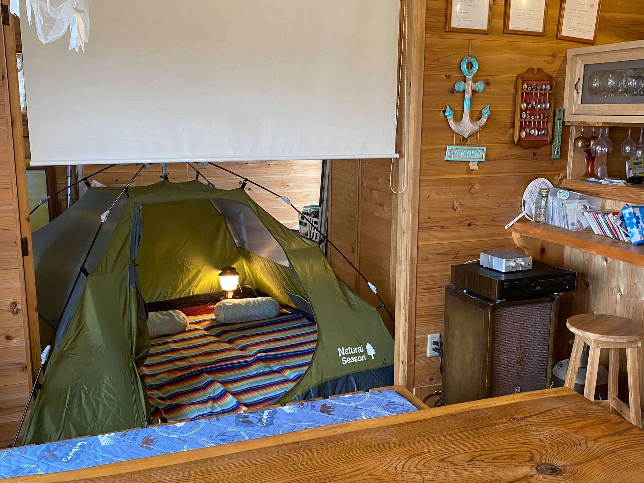 �ʔN�����e���g3-4�ɂ�