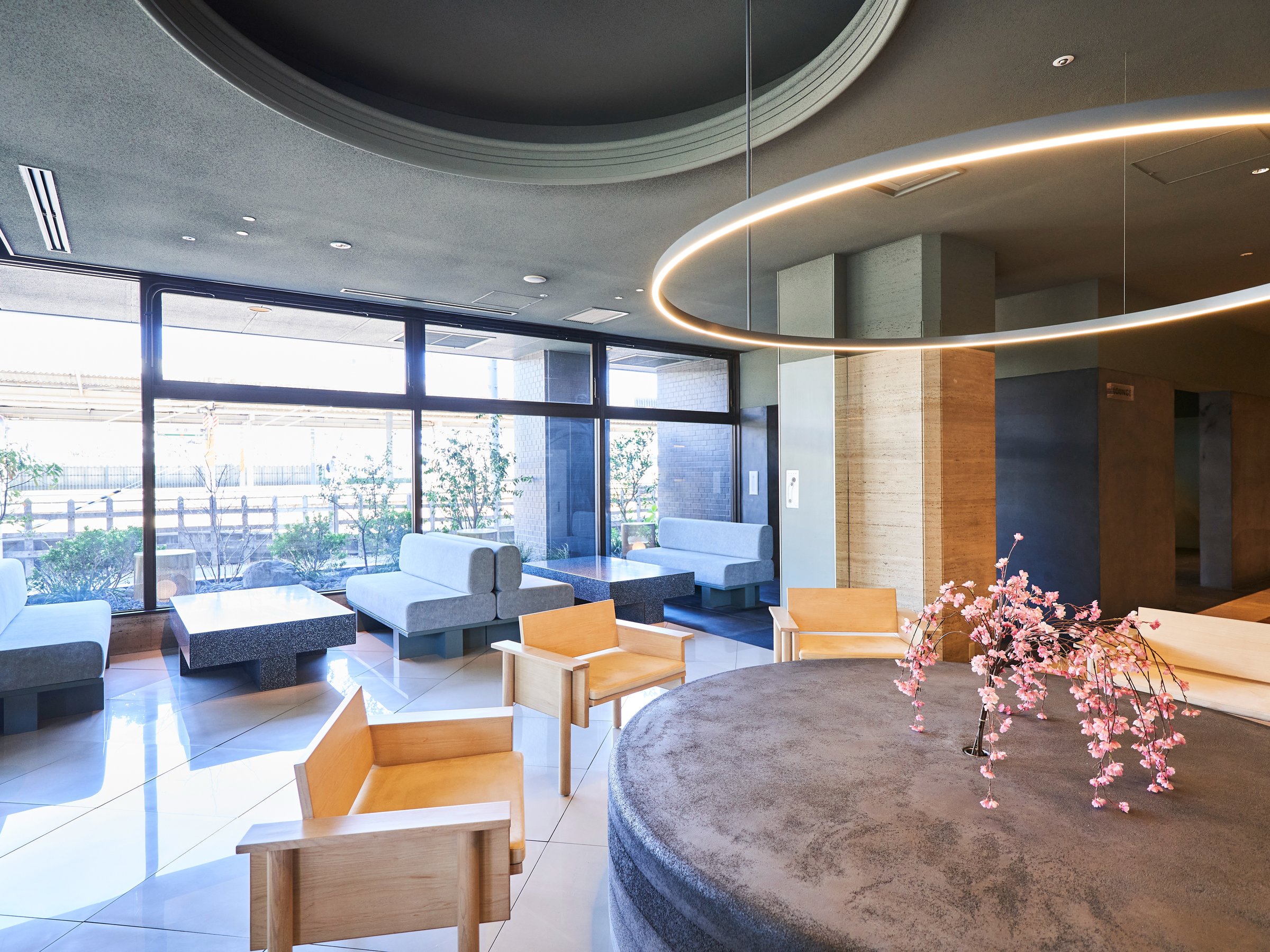 ���r�[���E���W