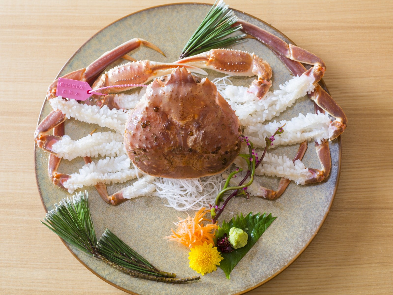 �[�������̎ĎR���ɂ̊����Ɏp����