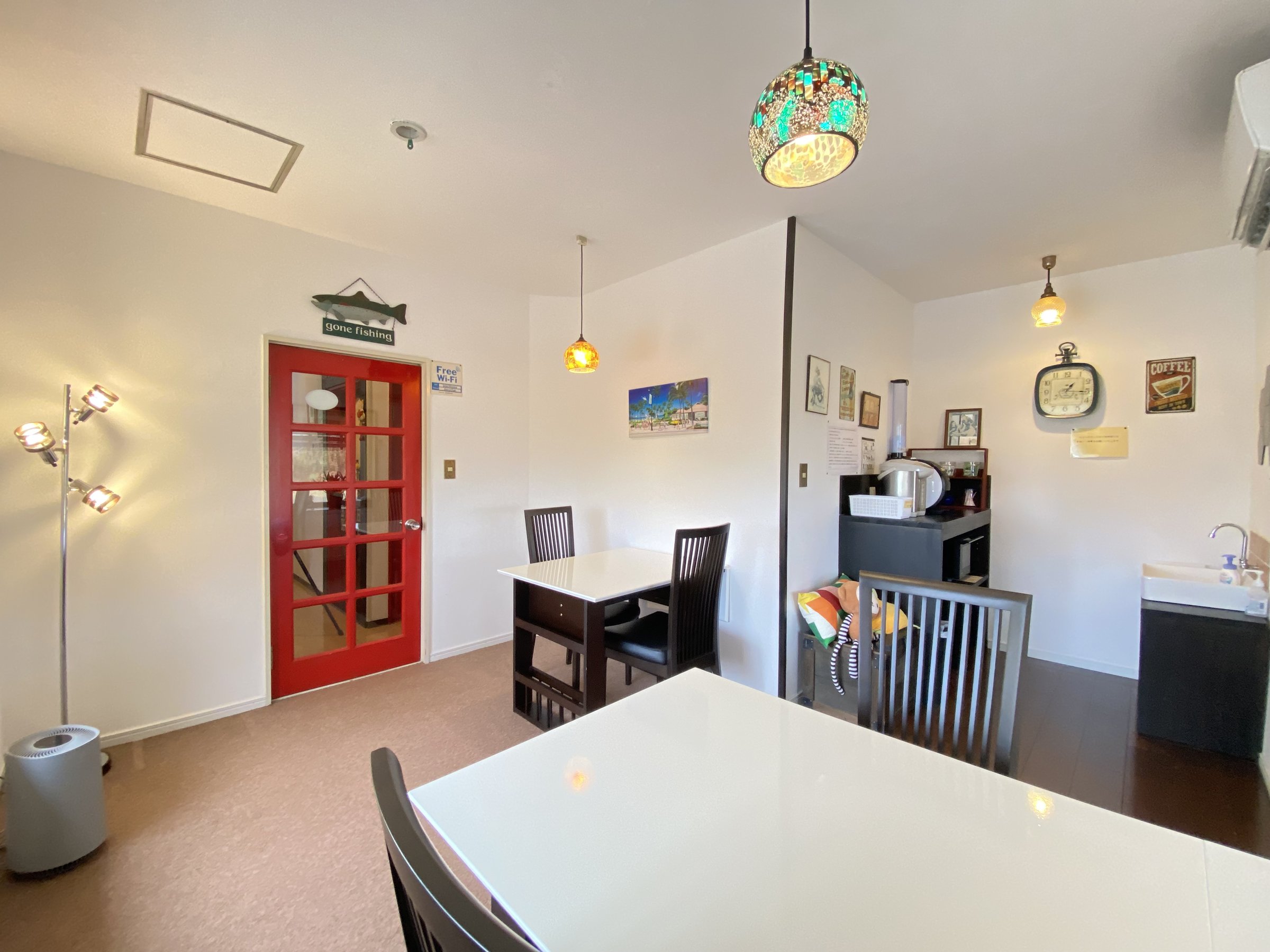 �ٓ����p�u���b�N�X�y�[�X