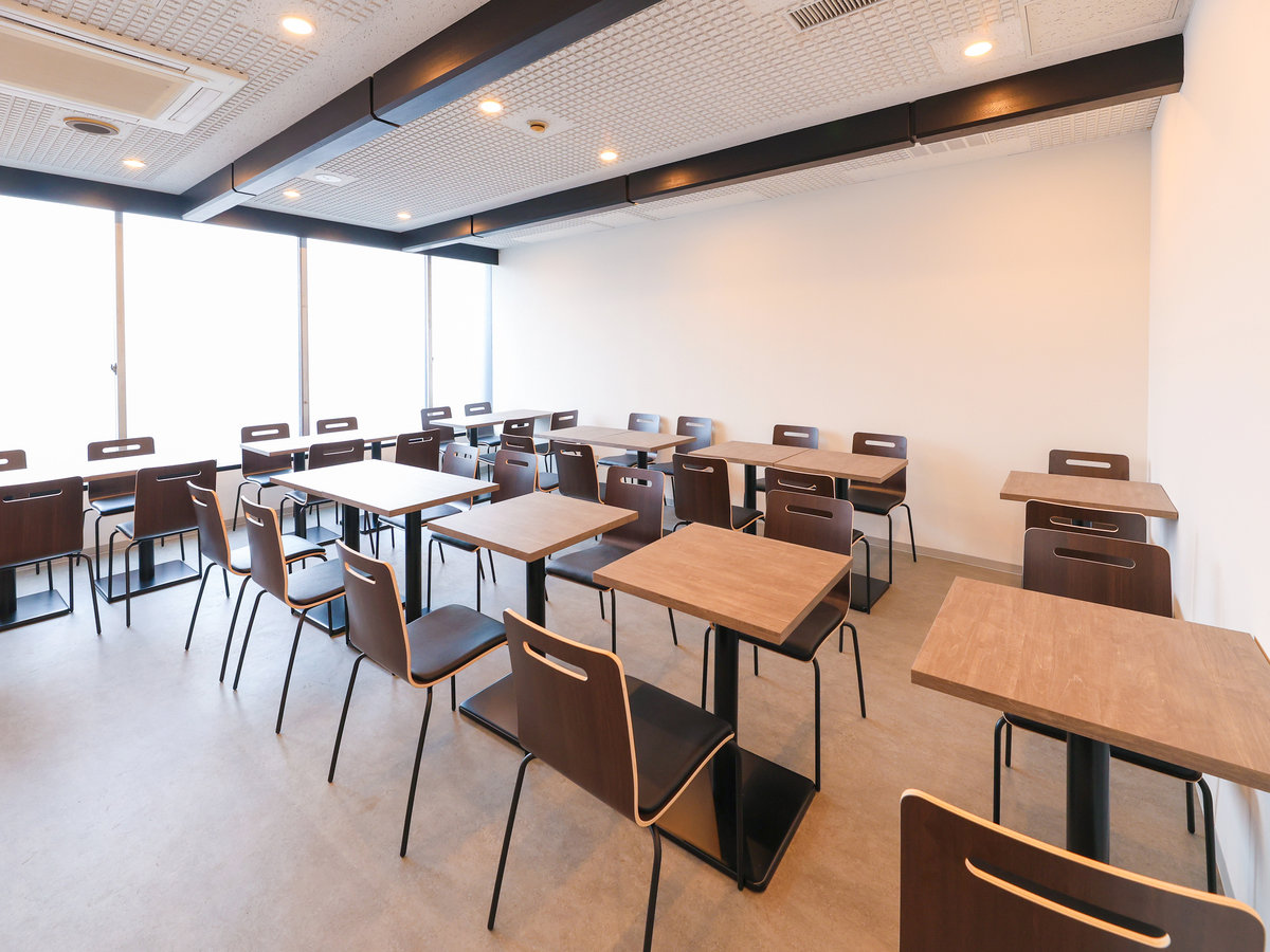HuTKP Dining Cafev傫JIȑ̌薾邢͋C̃XgłB