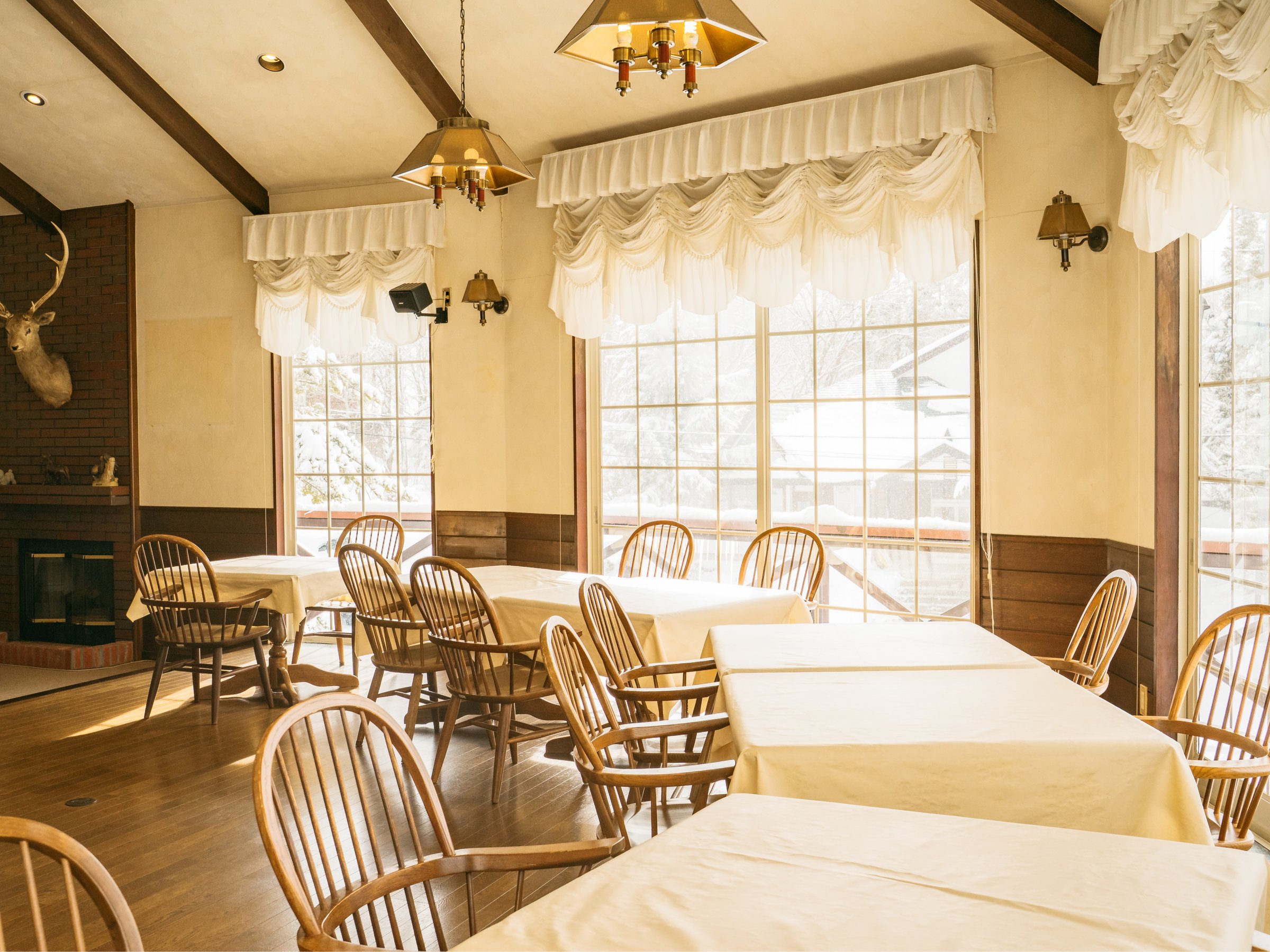 �쑤�̑傫�ȑ�����~�蒍���z�������|�I�ȊJ�������������Ă܂��B��b�����R�ƒe�݌𗬂����܂���Ԃł�