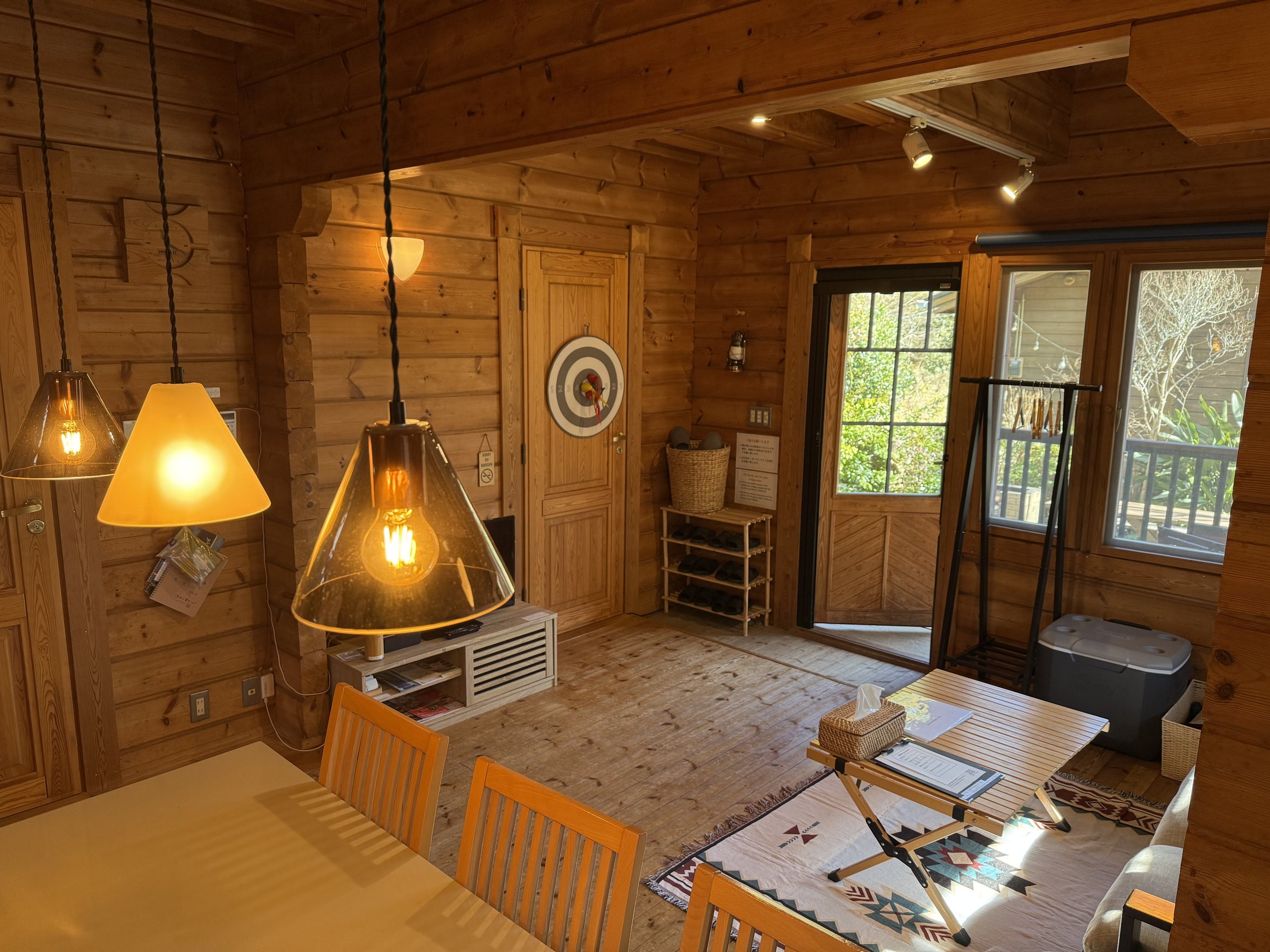 �������������͋C��Consta�����r���O�B