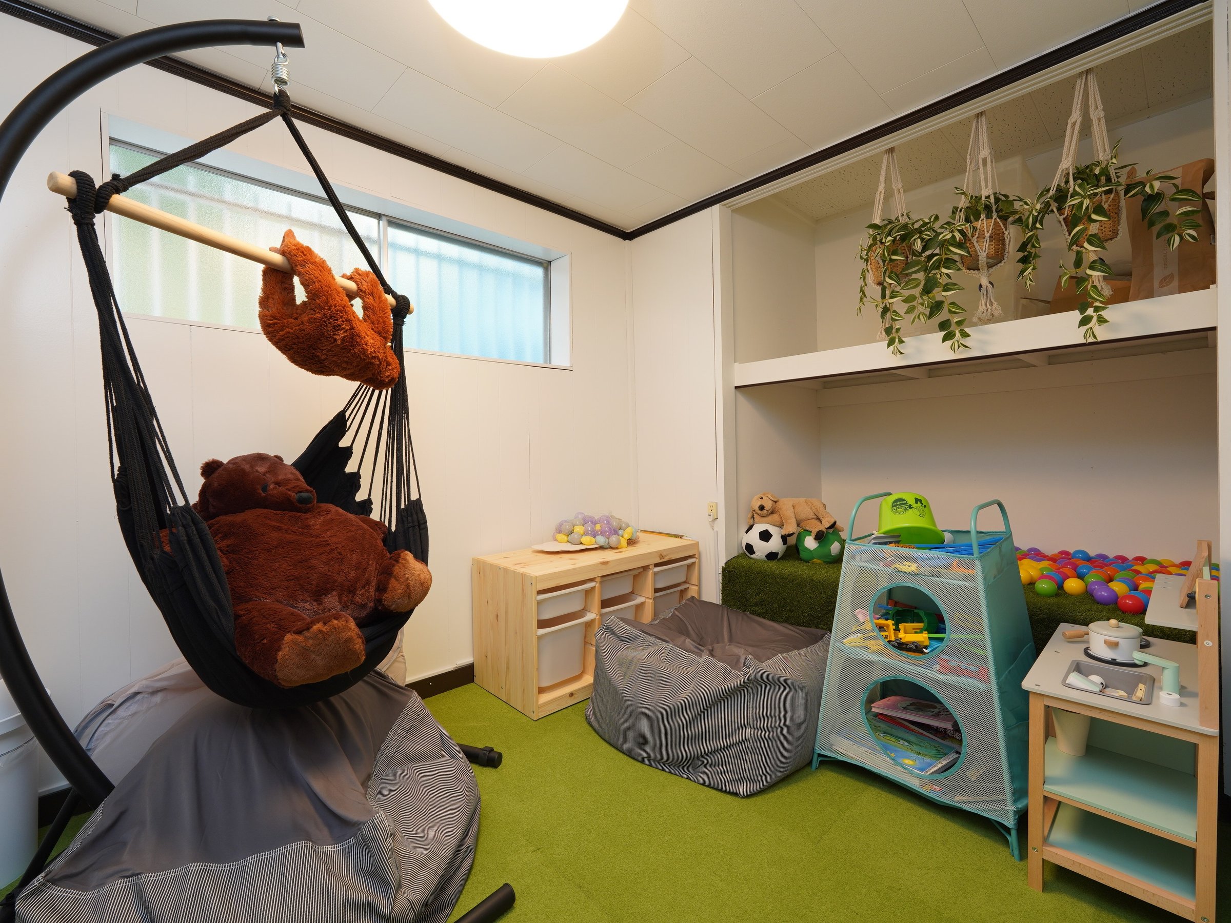 LbY[ɂ̓vWFN^[ݒuĂ܂