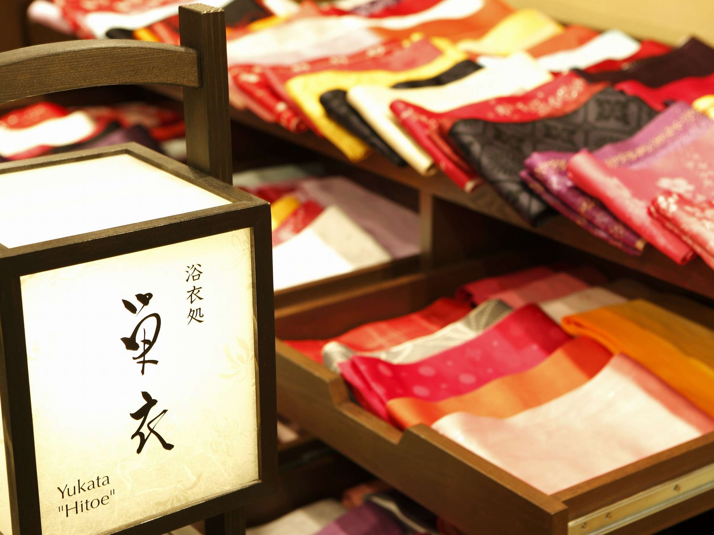 yT[rXz1KɂĐF߂̂pӂ܂