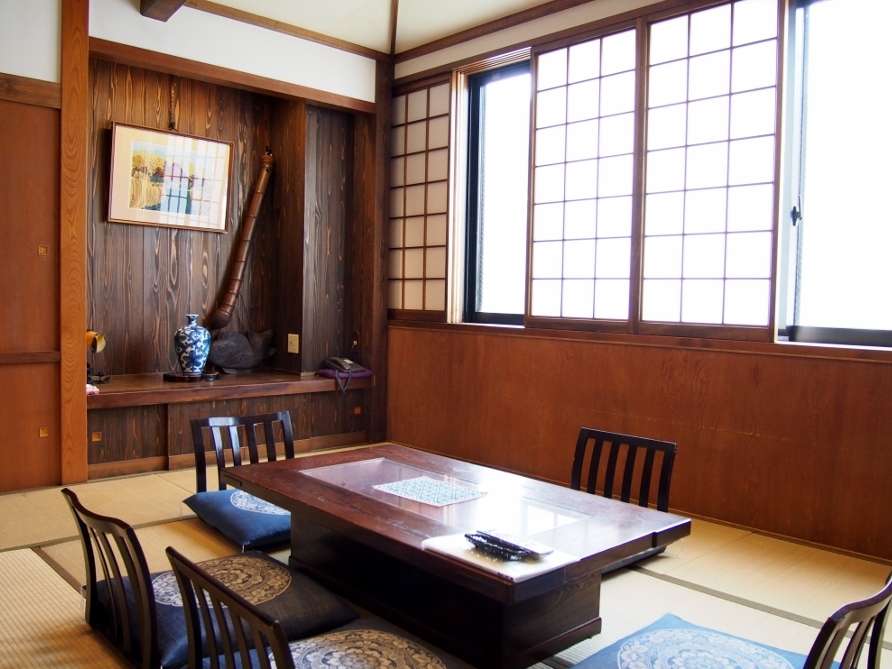 ���|���ƒ�����q���i���]�l�b�g�^�C�v�QF�����j�������̒��ɊK�i����܂��B