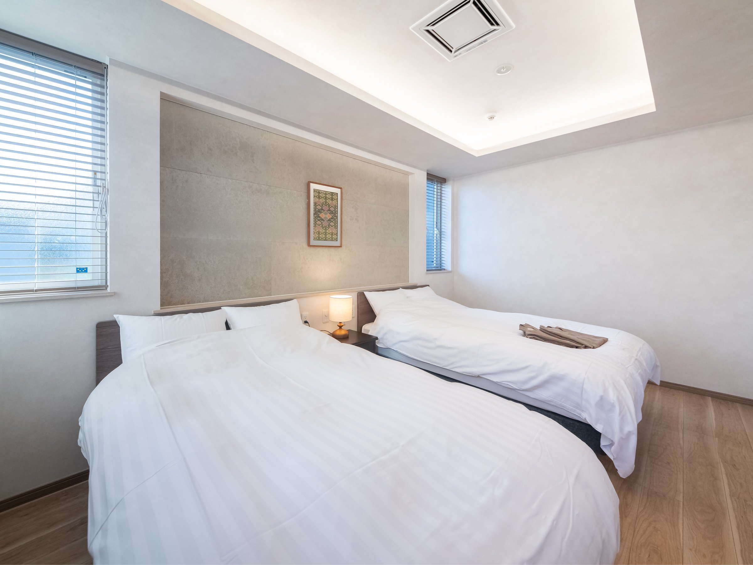 �y�q���z�c�C���x�b�h���[��