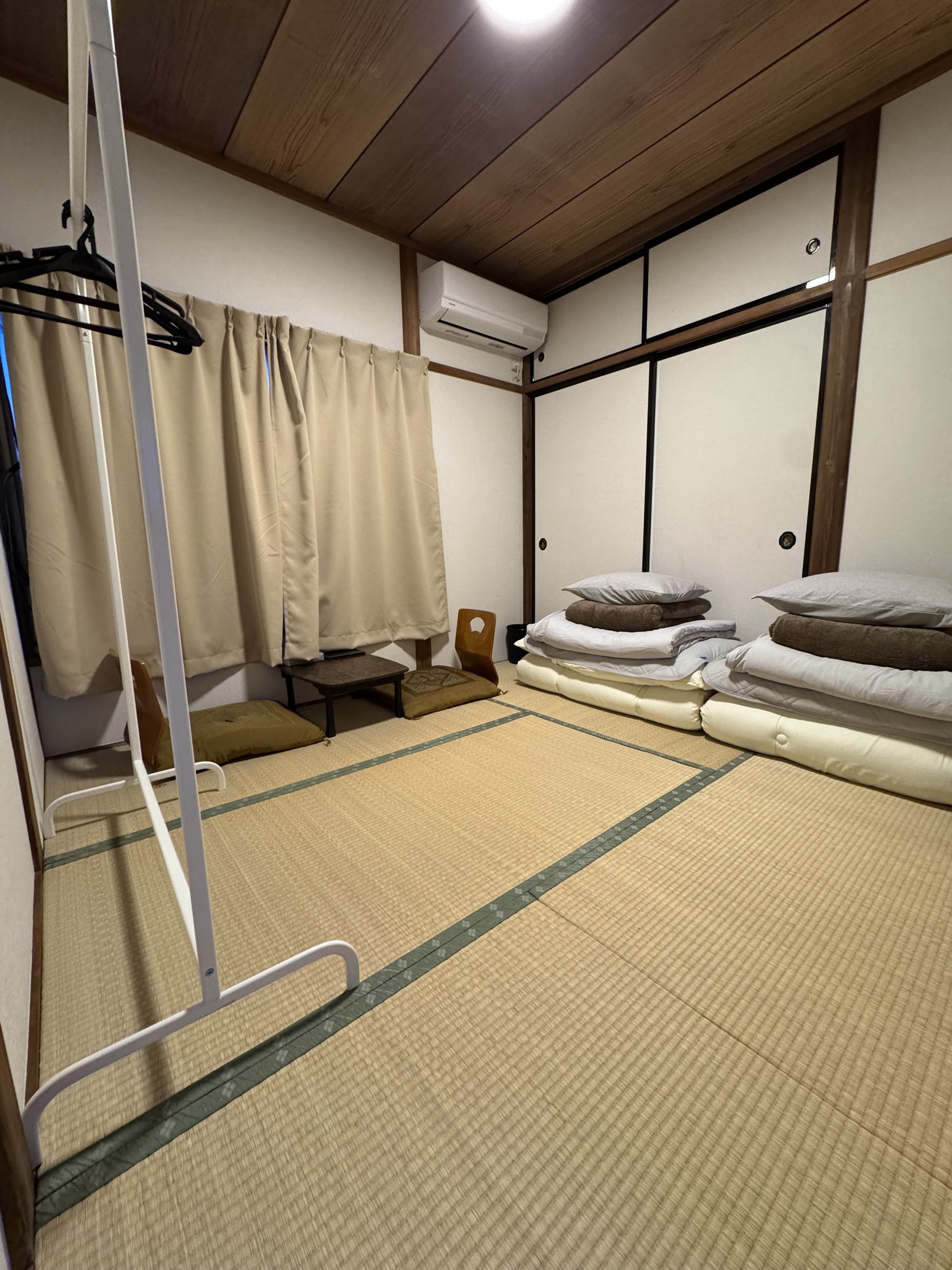 2�K�̌��F�a���i2�l�����j