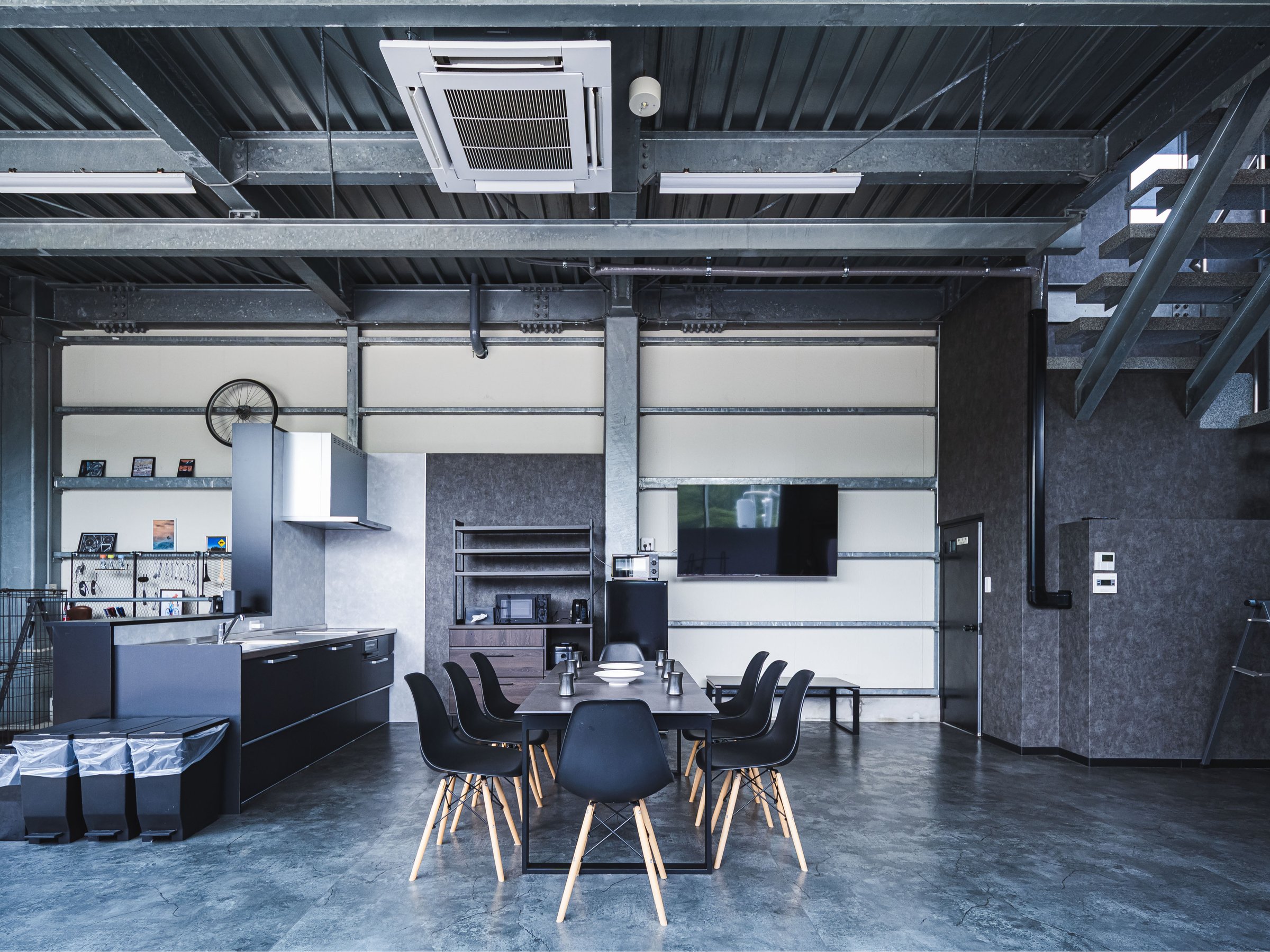 ���r���O