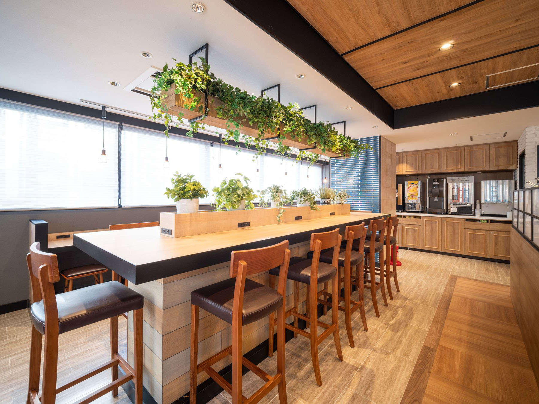 �؂̂ʂ�������������郉�E���W