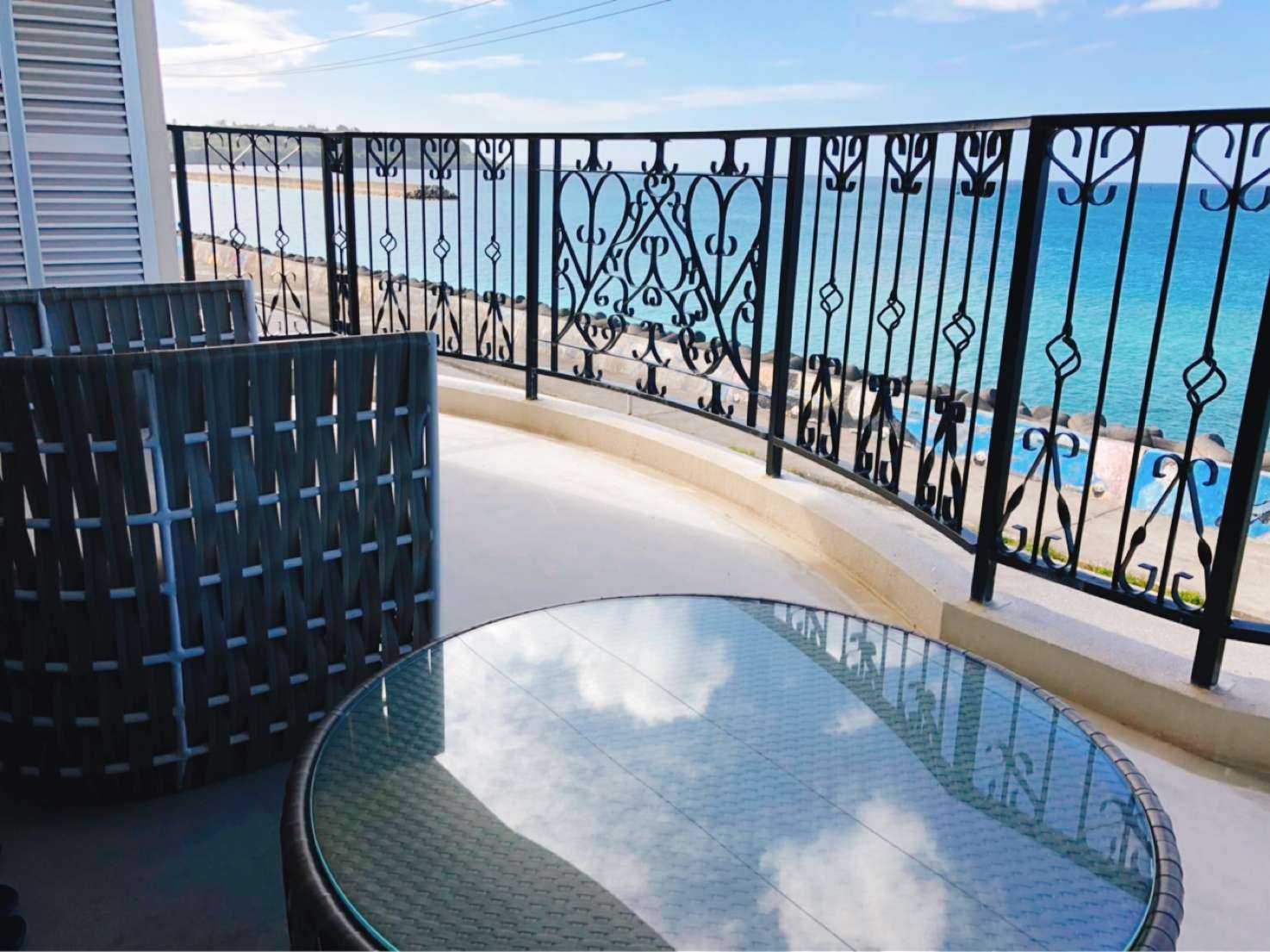 �t�@�~���[���[���@�o���R�j�[