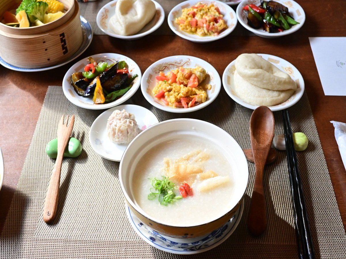 u܂ŐHׂX̒H̒ňԔvƂJ߂̌tĂ钆؂̒H