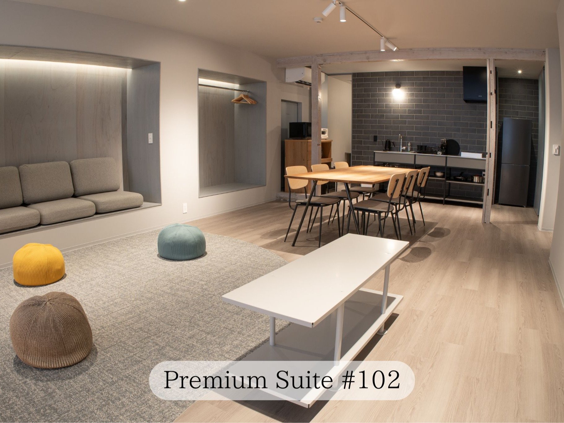 Premium Suite 102