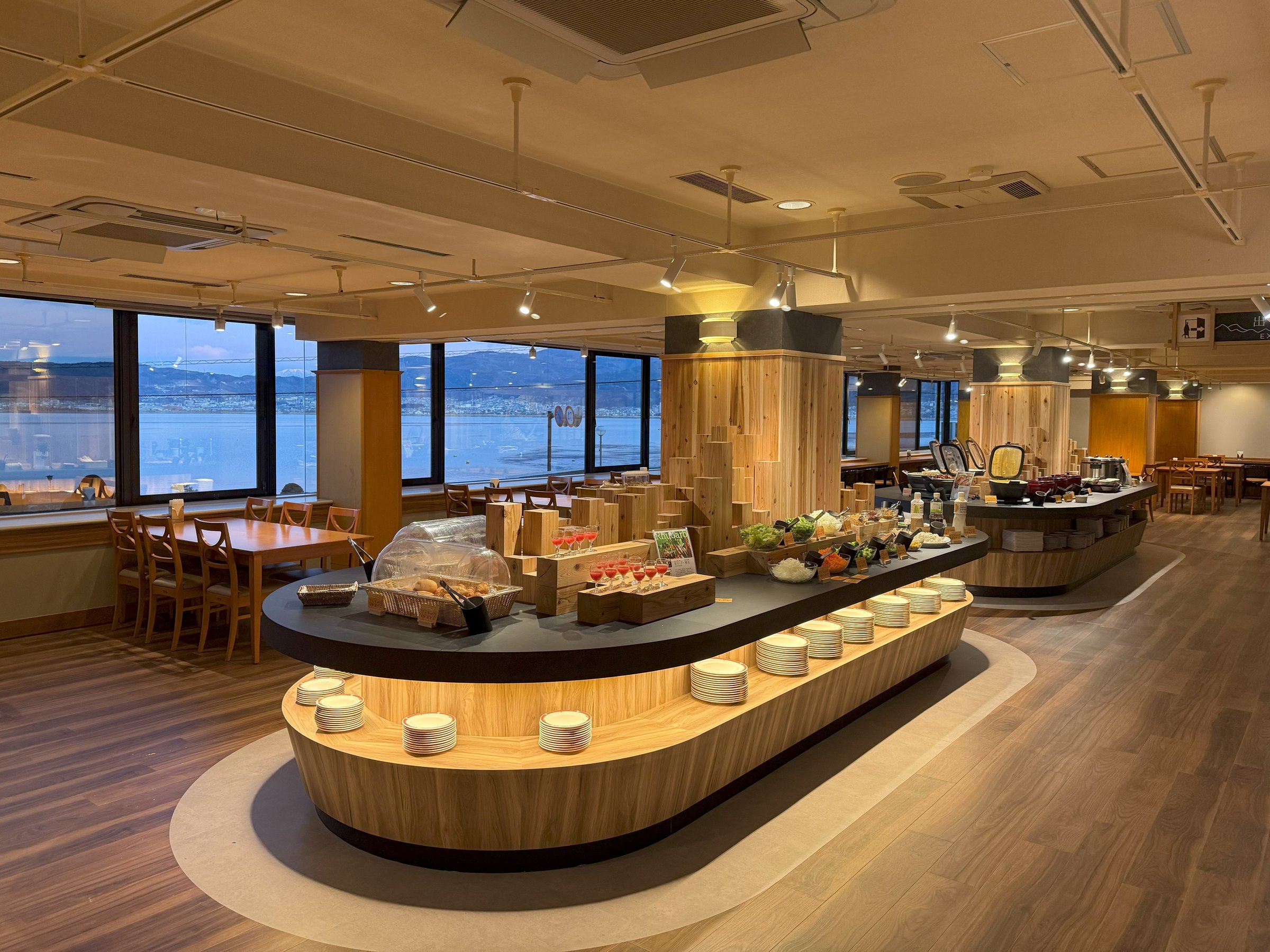 ���H���X�g�����uKOHANNO DINING�v